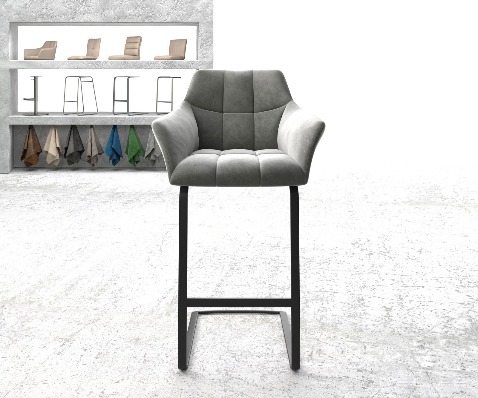 Barska stolica Yulo, Materijal: Baršun