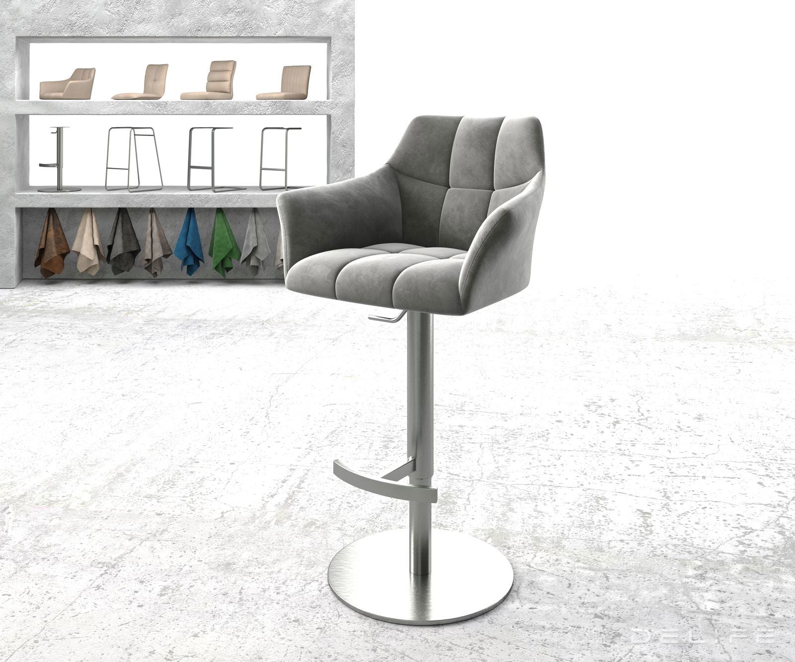 Barska stolica Yulo, Materijal: Baršun