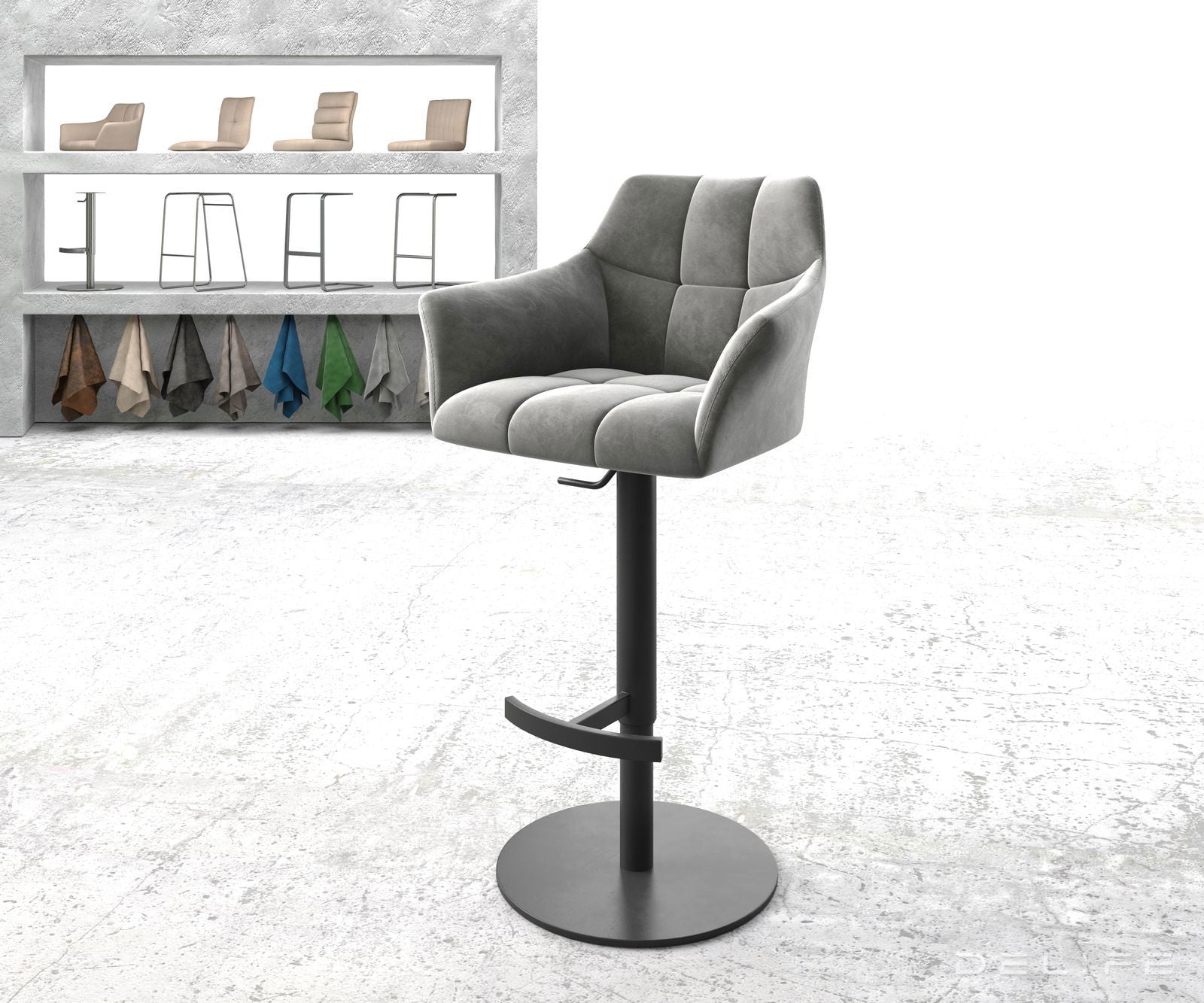 Barska stolica Yulo, Materijal: Baršun