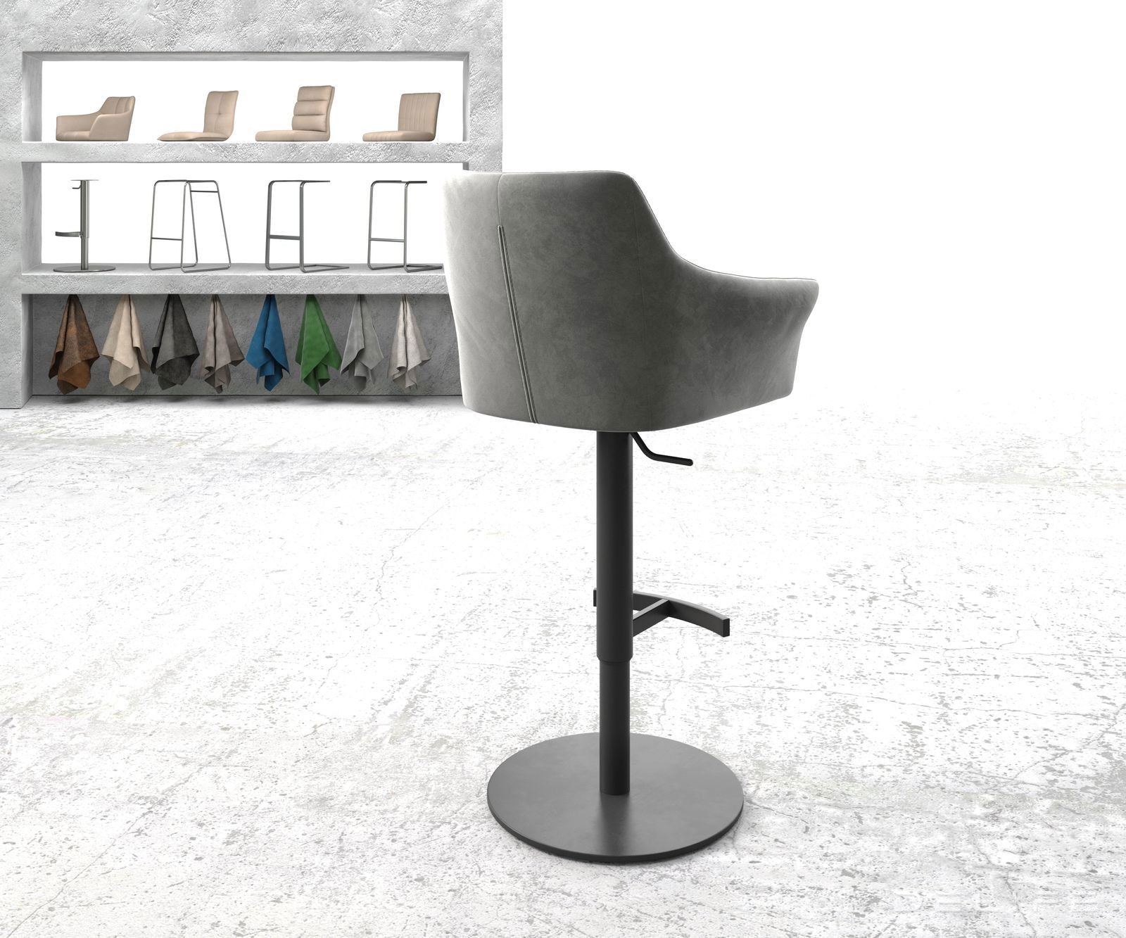 Barska stolica Yulo, Materijal: Baršun