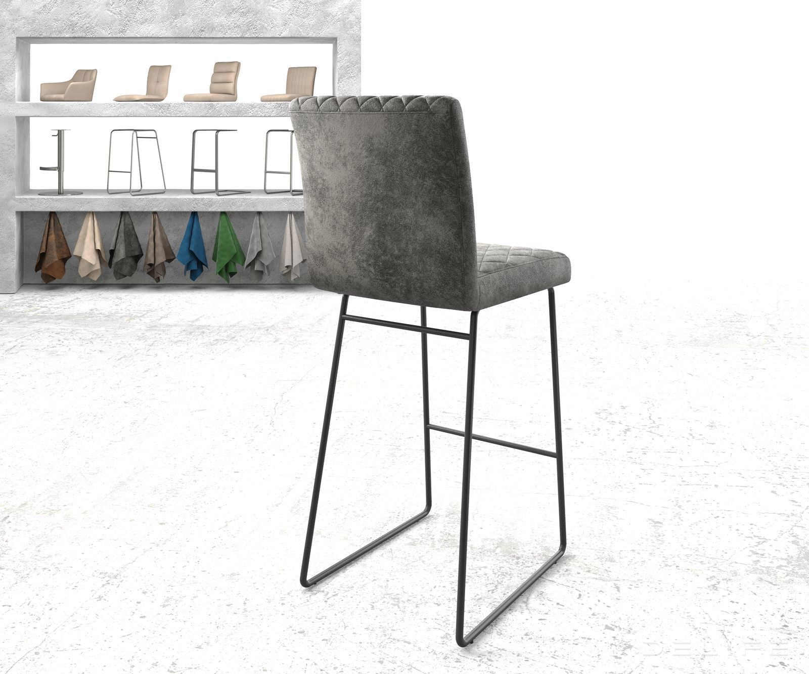 Barska stolica Earnest, Materijal: Mikrofibra