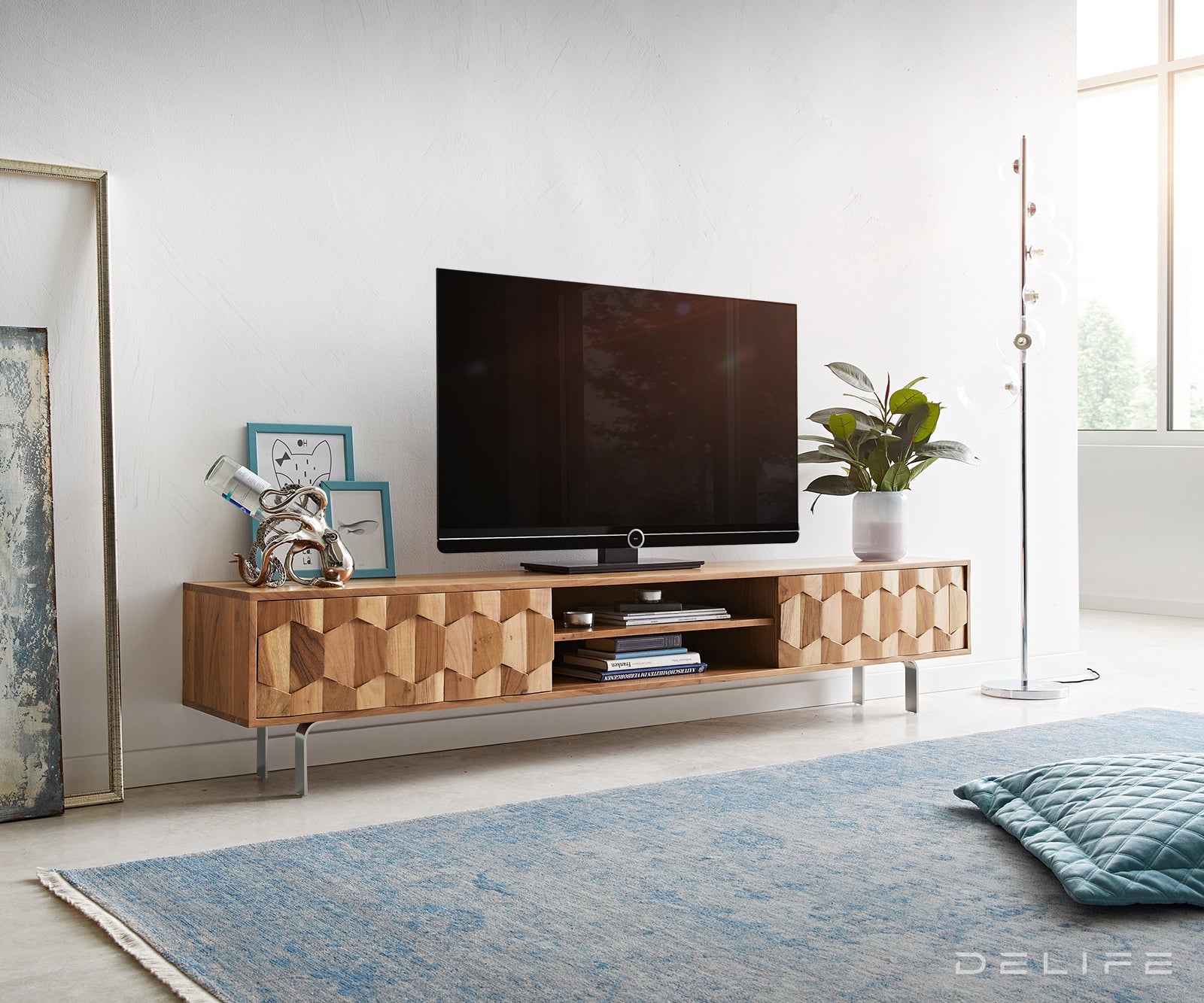 Komoda Fevo 2 vrata, Materijal: Bagrem