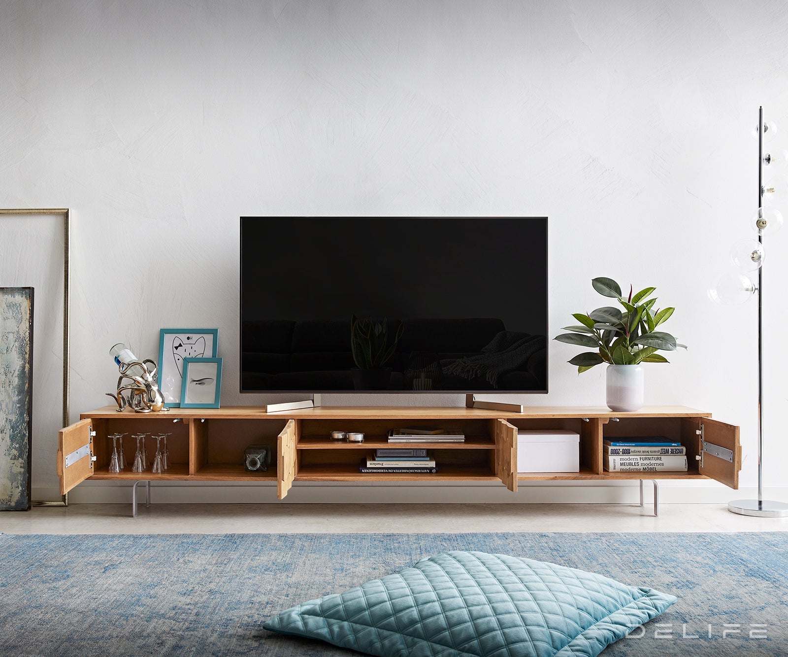 Komoda Fevo 4 vrata, Materijal: Bagrem