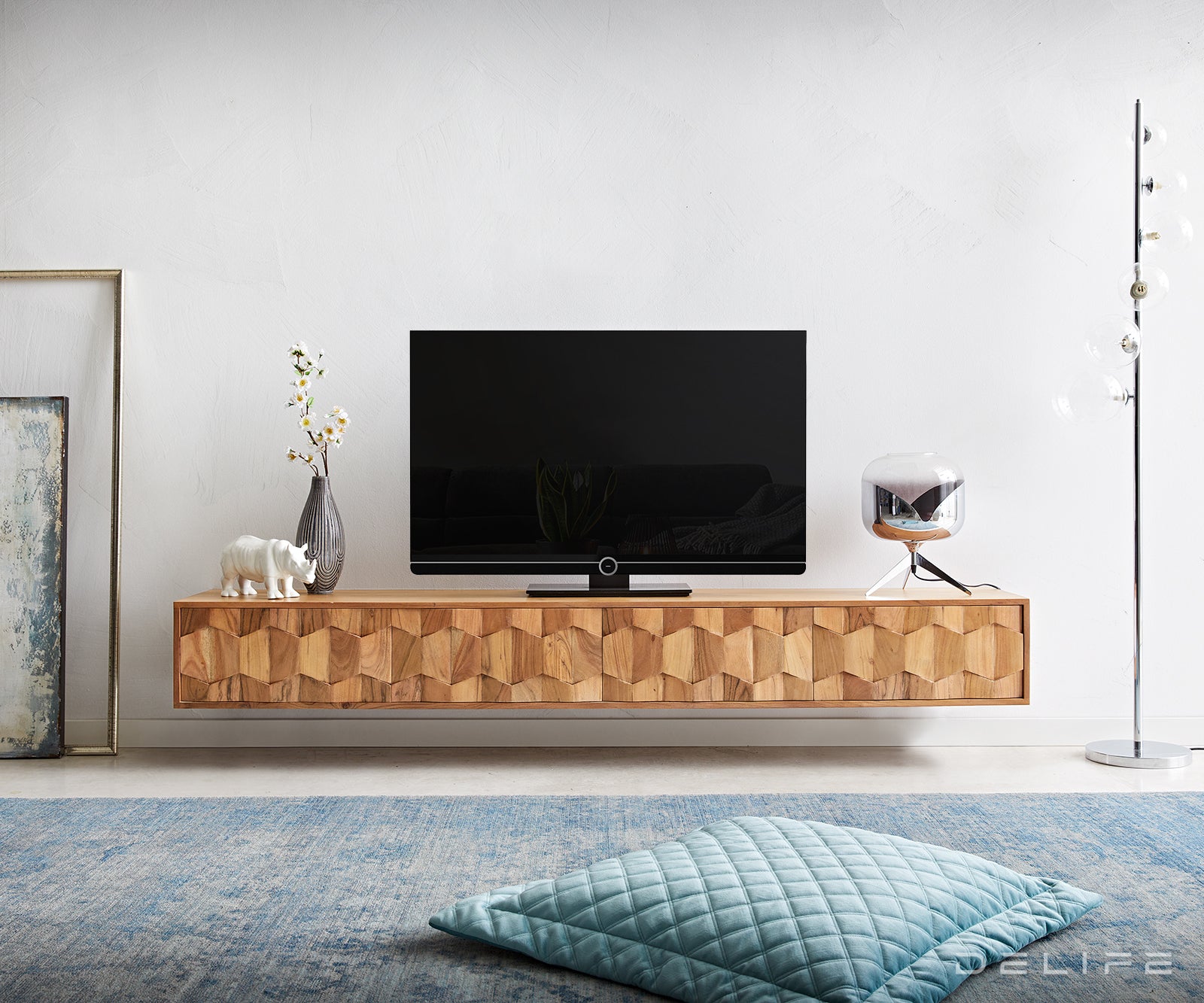 Komoda Fevo 4 vrata, Materijal: Bagrem