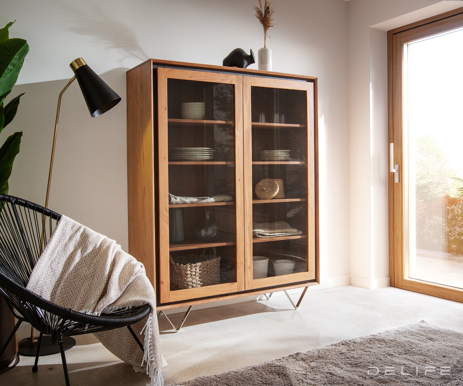 Visoka komoda Stonegrace, Materijal: Bagrem