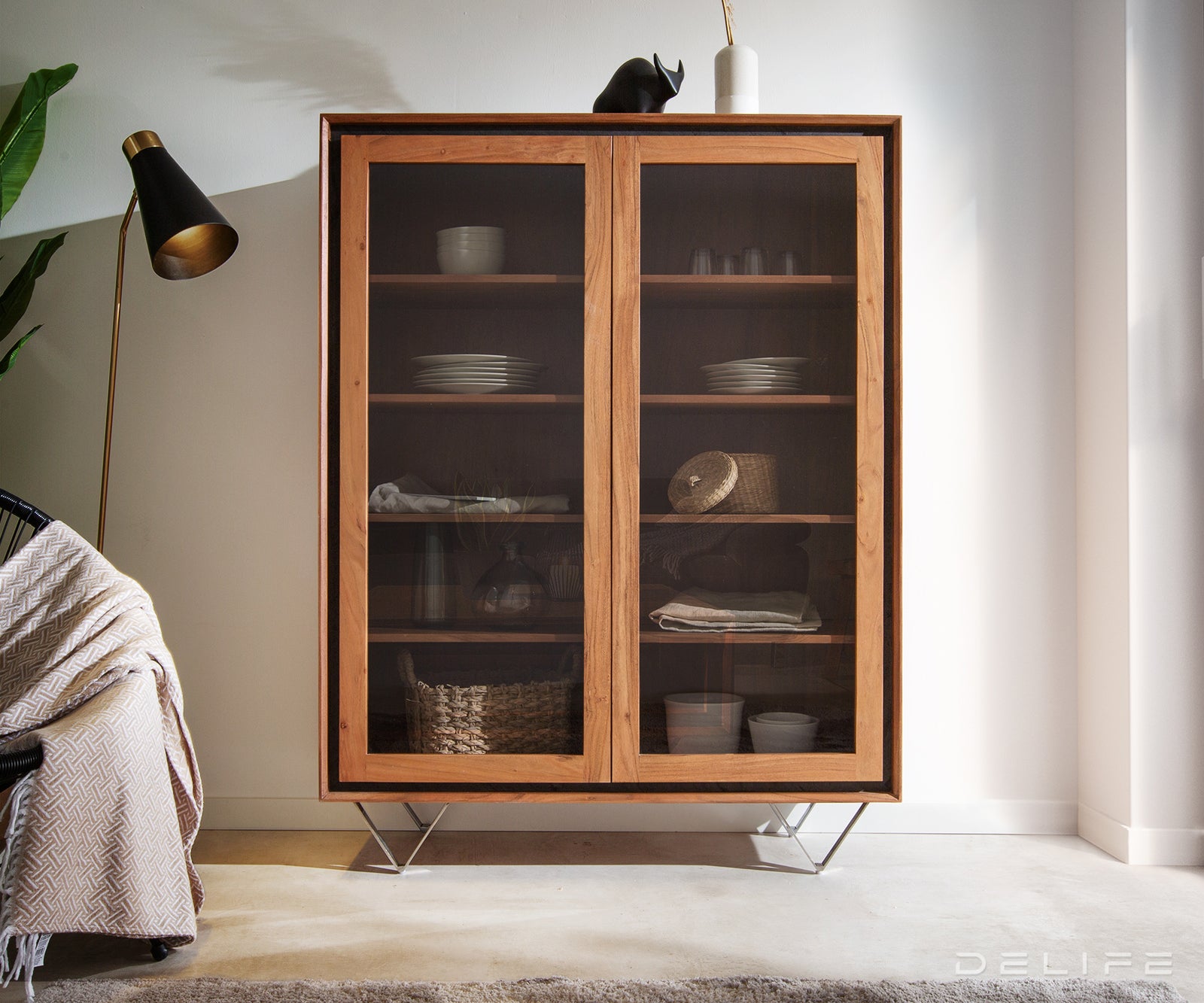 Visoka komoda Stonegrace, Materijal: Bagrem