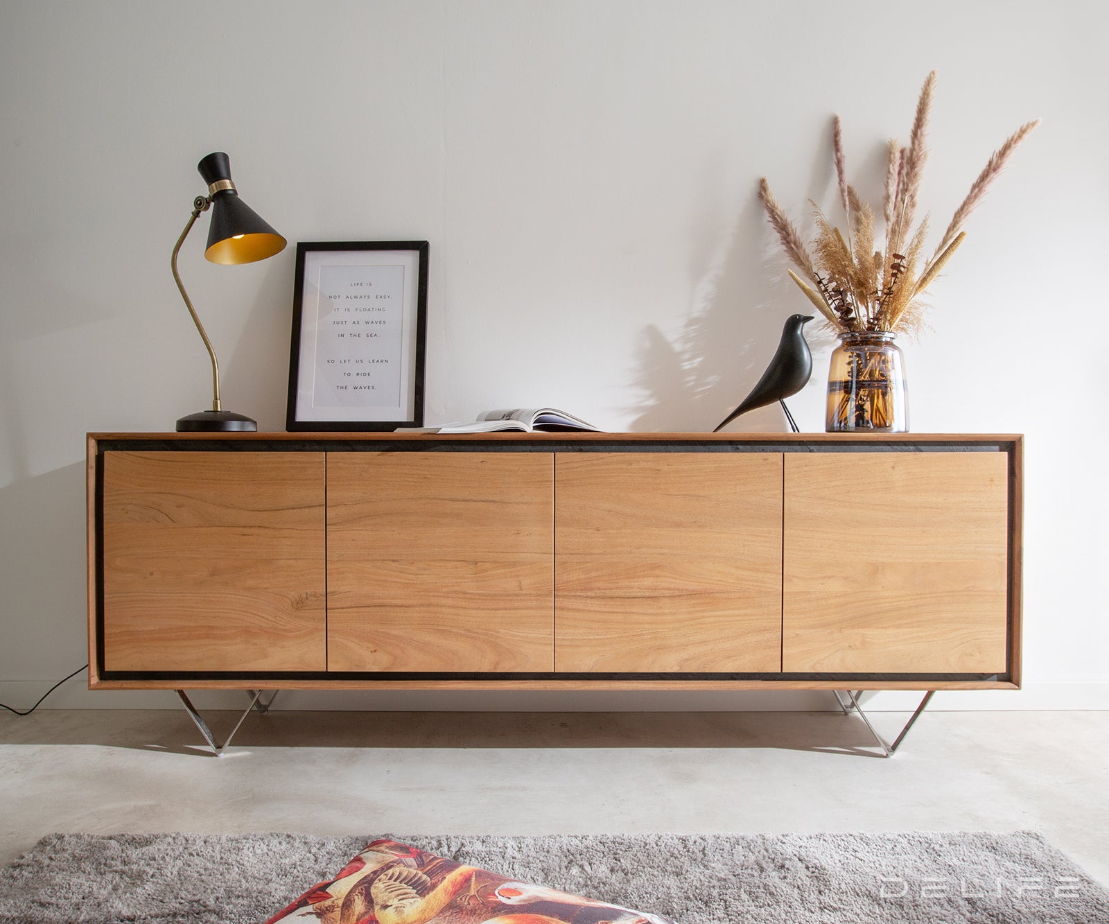 Komoda Stonegrace, Materijal: Bagrem