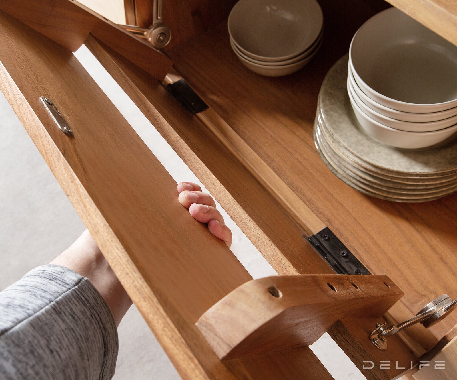 Komoda Eloi 240x40cm, Materijal: Bagrem