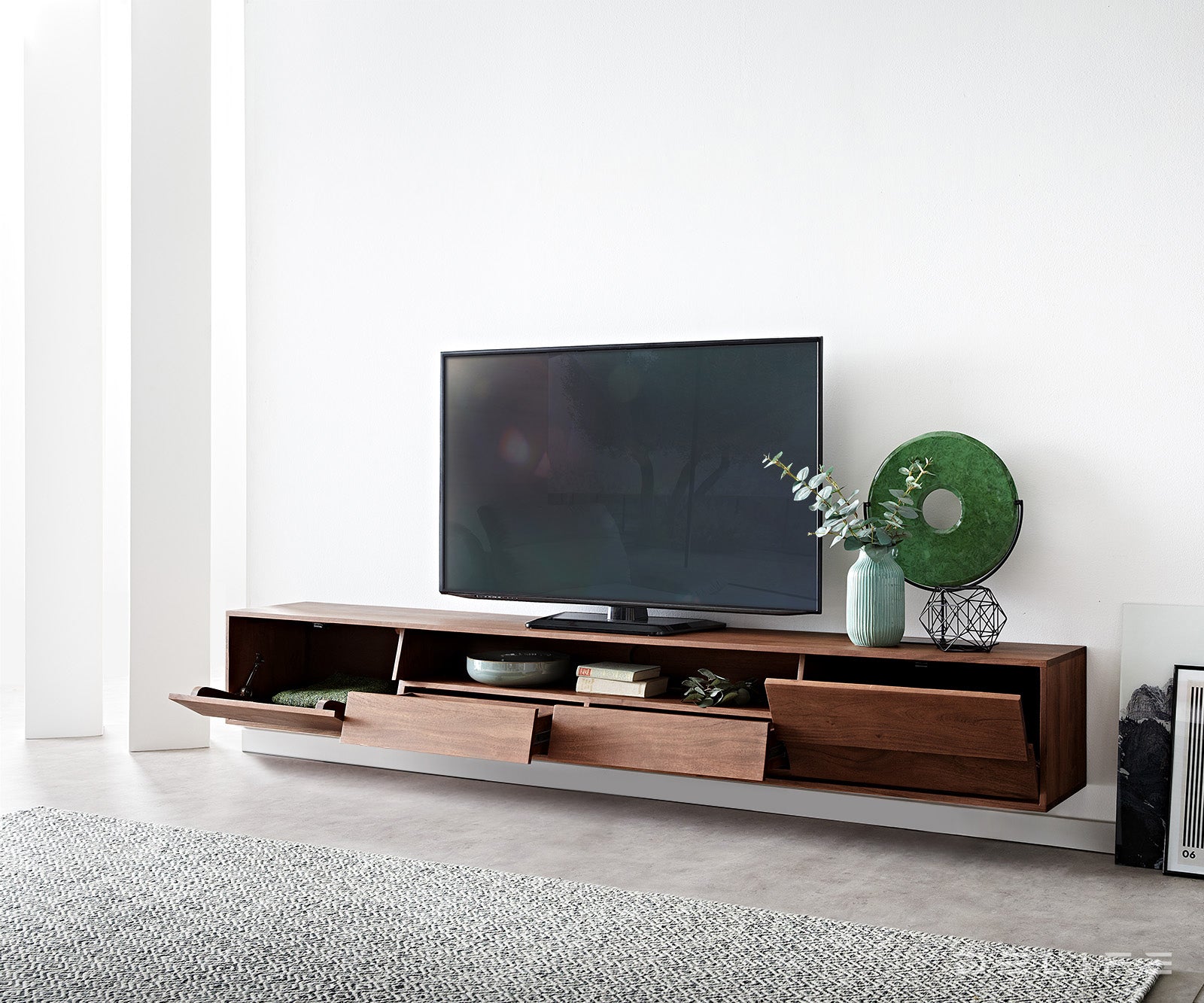 TV komoda Eloi 240x33cm,  Materijal: Bagrem