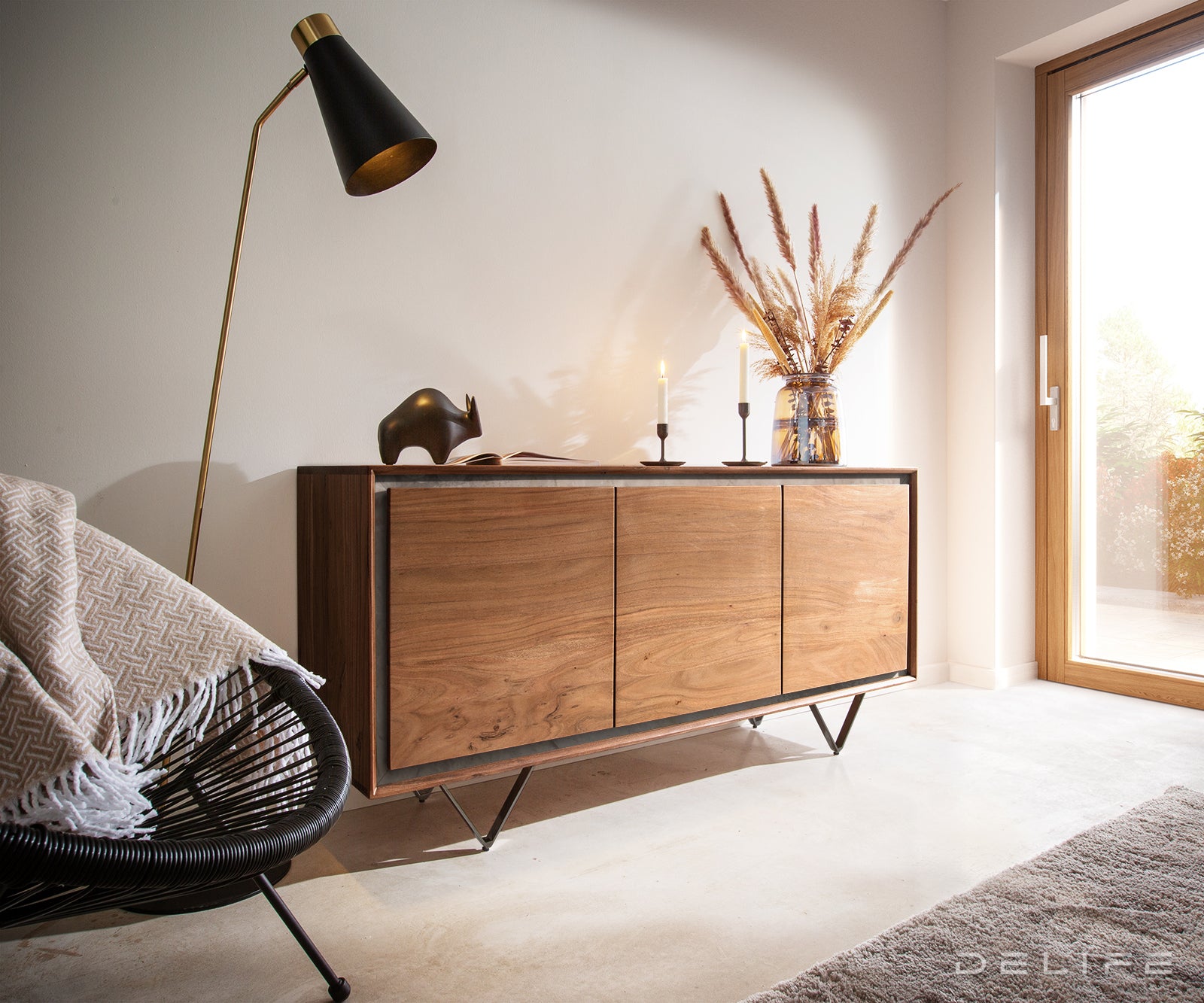 Komoda Stonegrace, Materijal: Bagrem