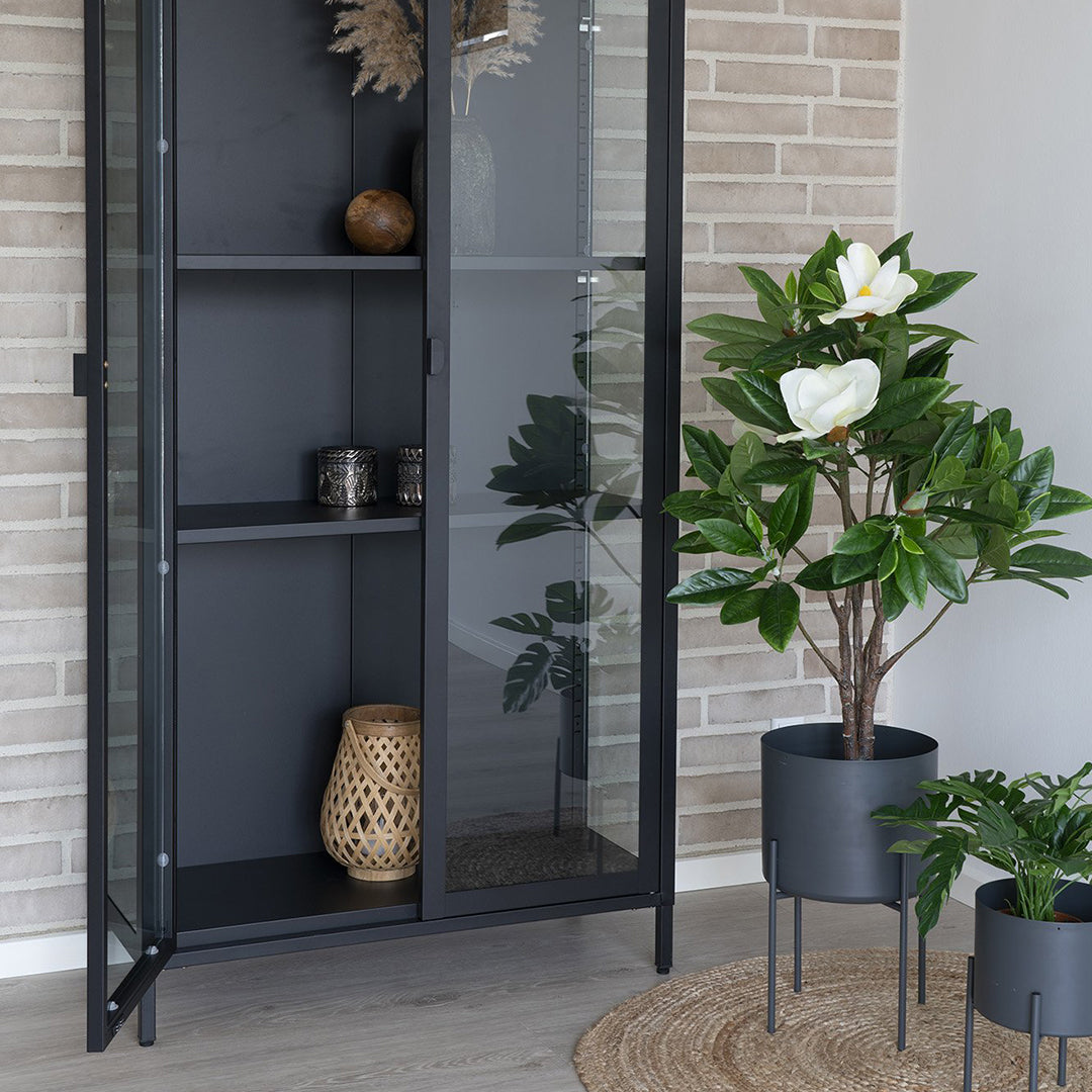 Ormarić Brisbane, Materijal: Čelik