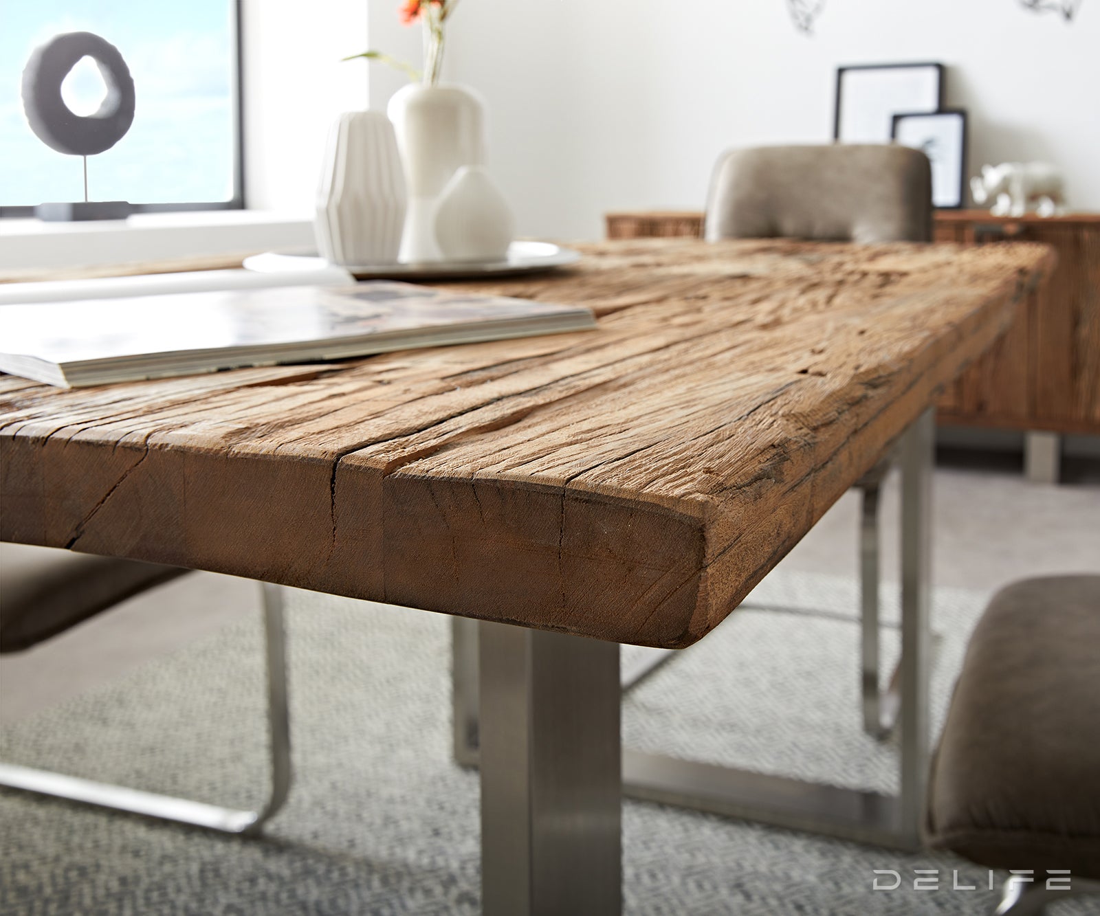 Blagovaonski stol Reclaimed, Materijal: Reciklirano drvo