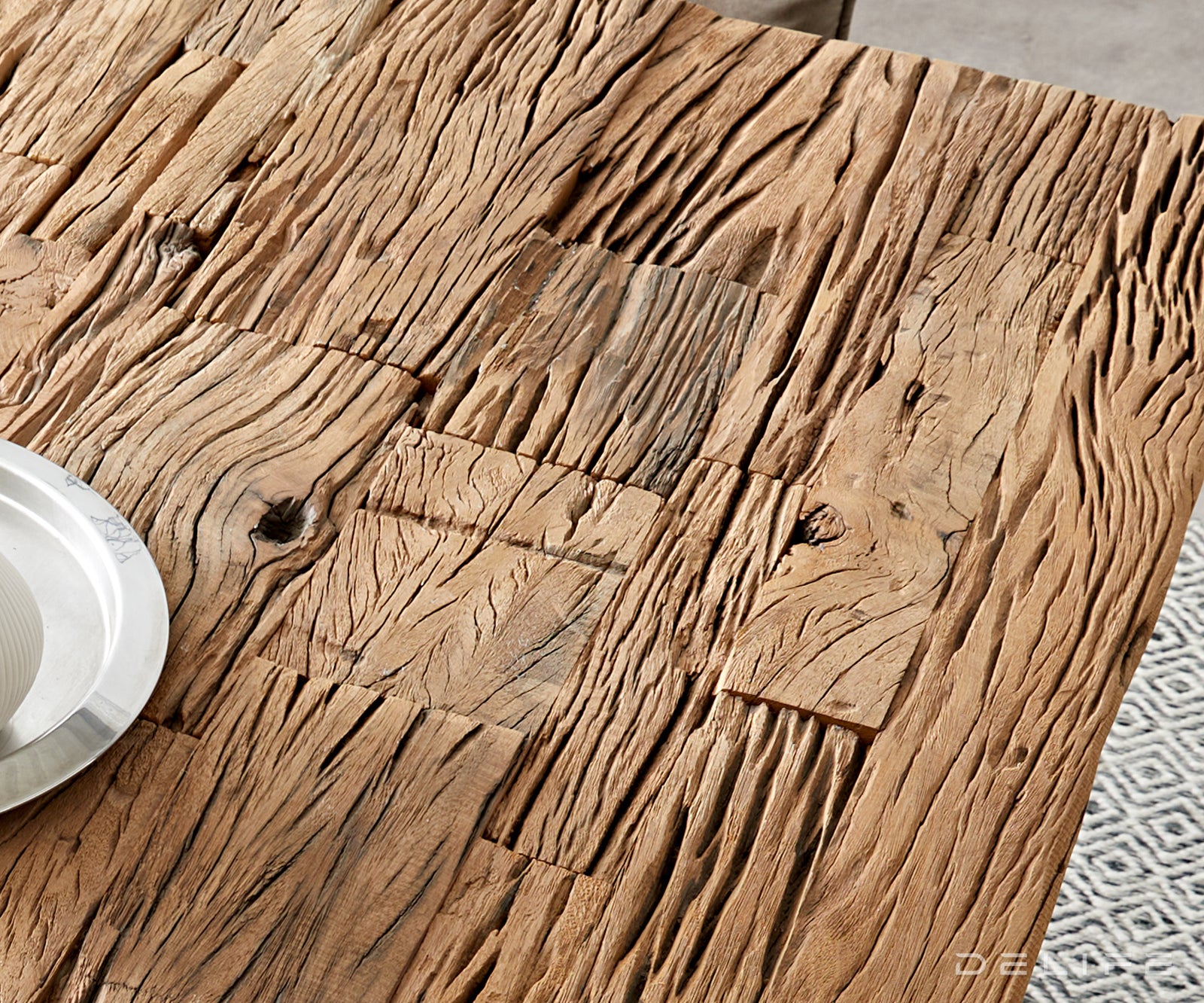 Blagovaonski stol Reclaimed, Materijal: Reciklirano drvo