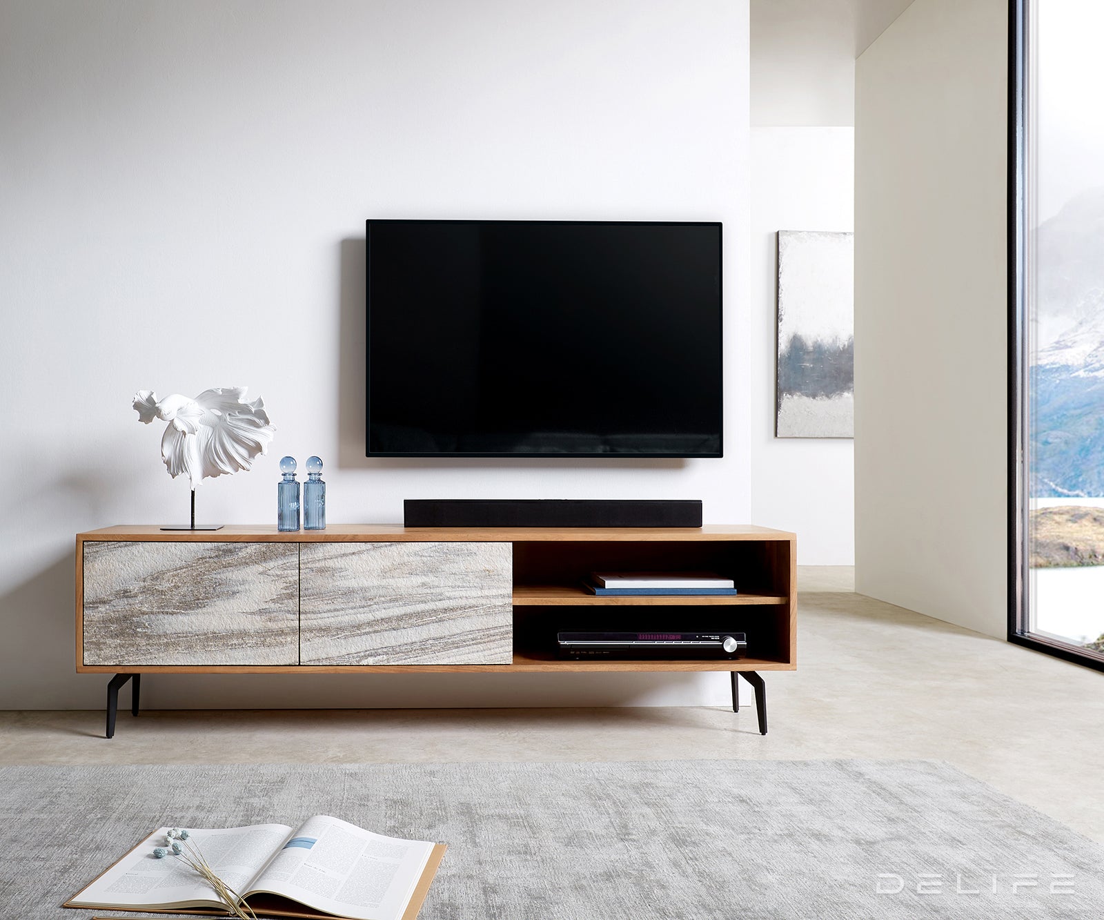 TV Komoda Kleo, Materijal: Bagrem