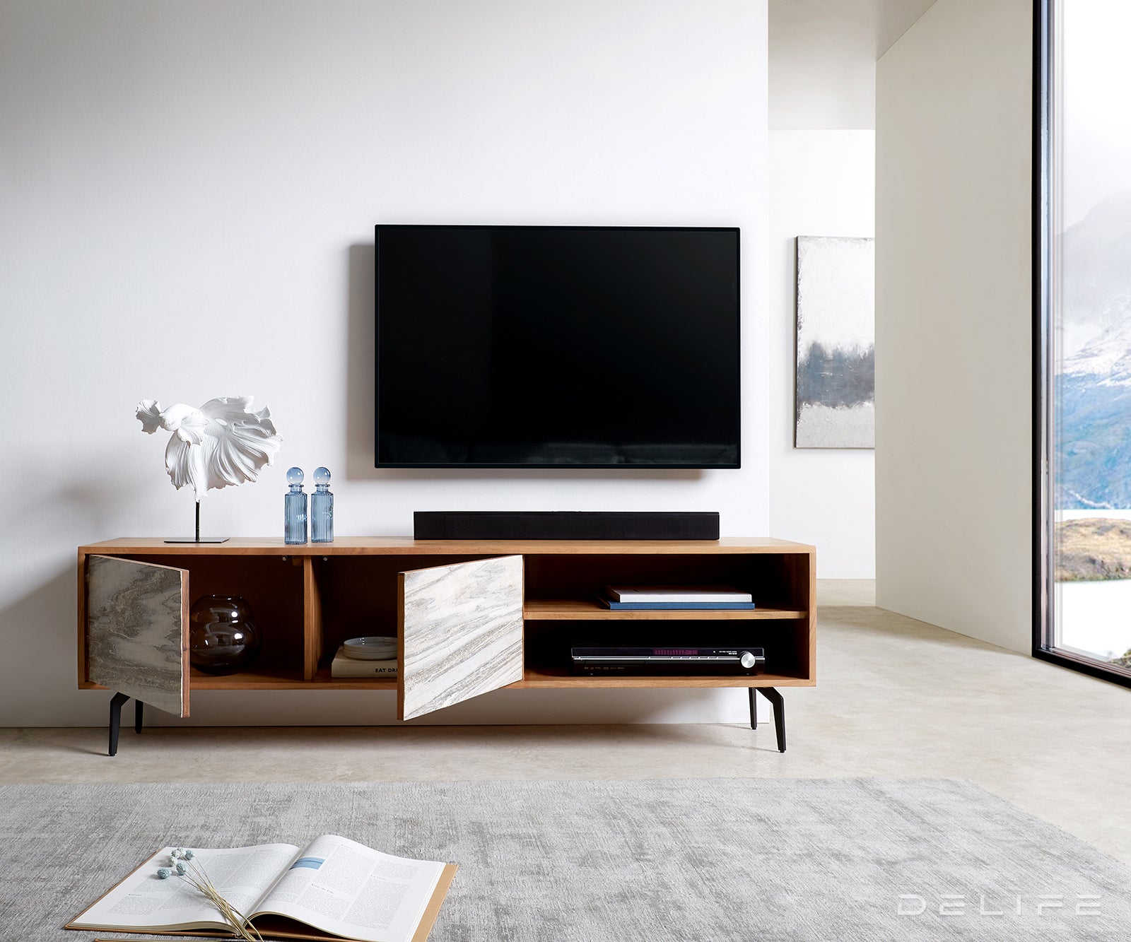 TV Komoda Kleo, Materijal: Bagrem