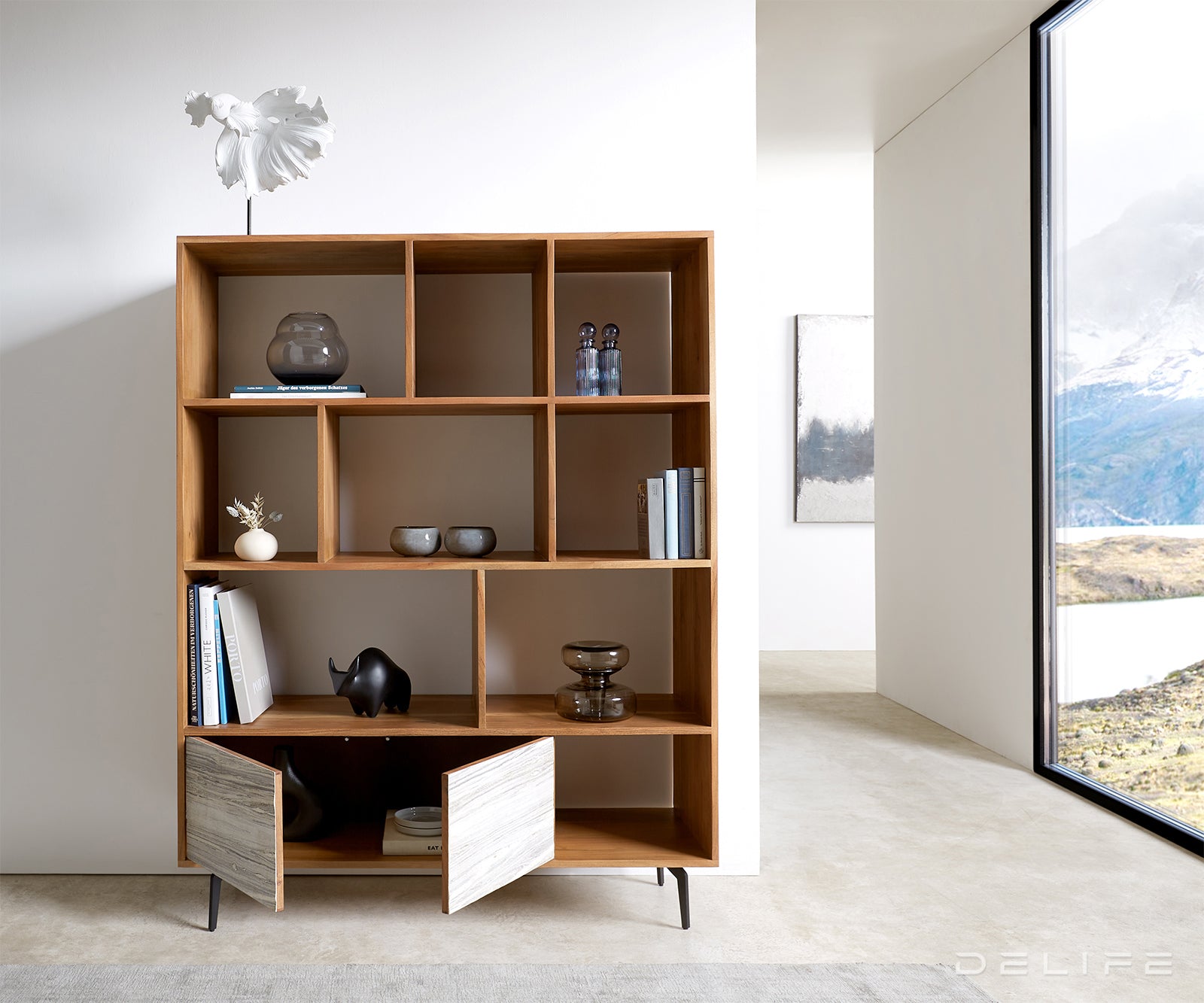 Visoka komoda Kleo, Materijal: Bagrem