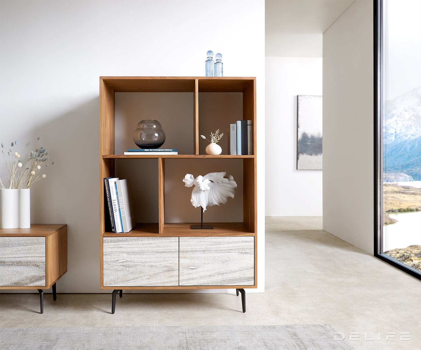 Visoka komoda Kleo, Materijal: Bagrem