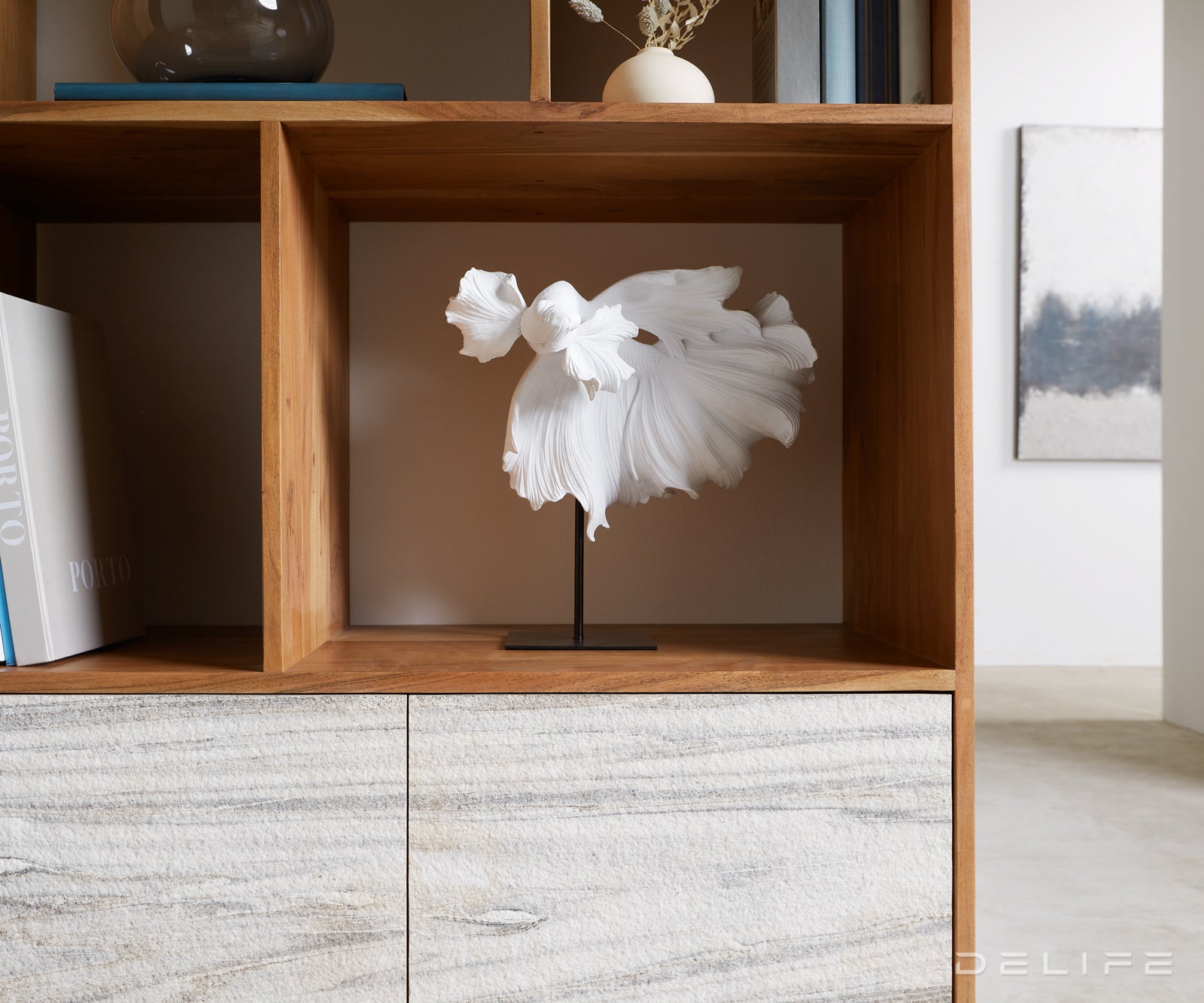 Visoka komoda Kleo, Materijal: Bagrem