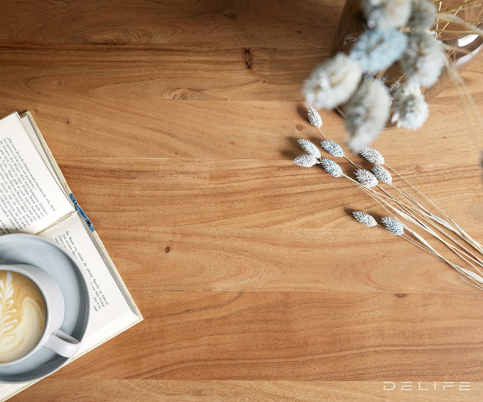 Klub stolić Kleo, Materijal: Bagrem