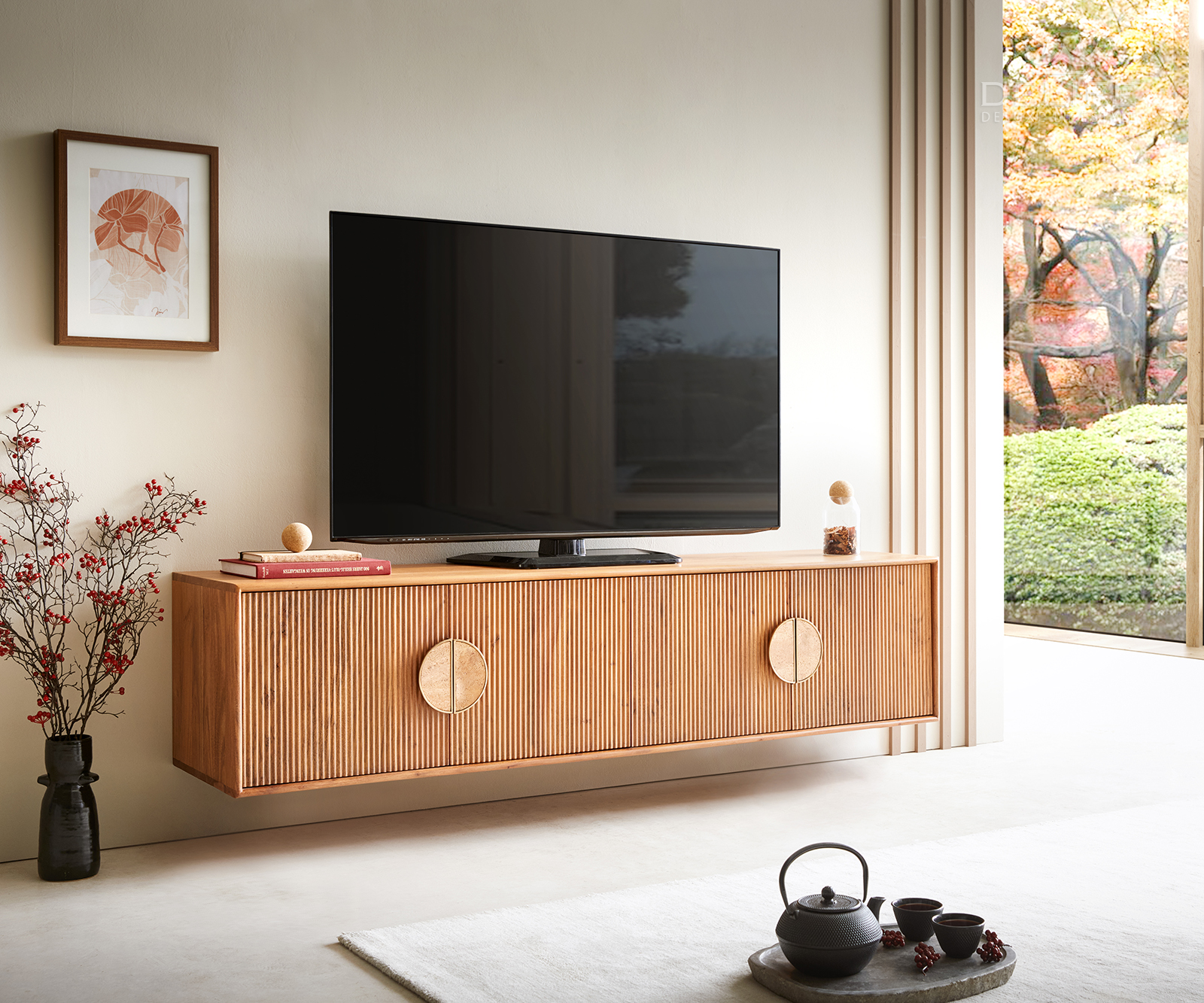 Komoda Surimu, Materijal: Bagrem