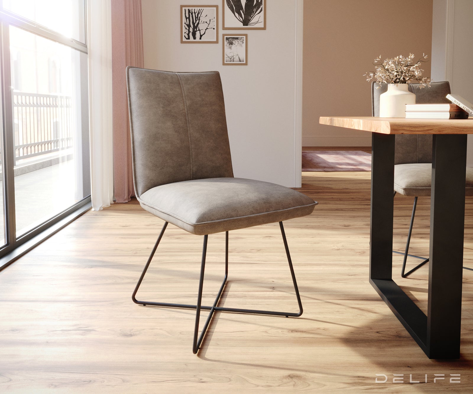 Blagovaonska stolica Lelio, Materijal: Mikrofibra