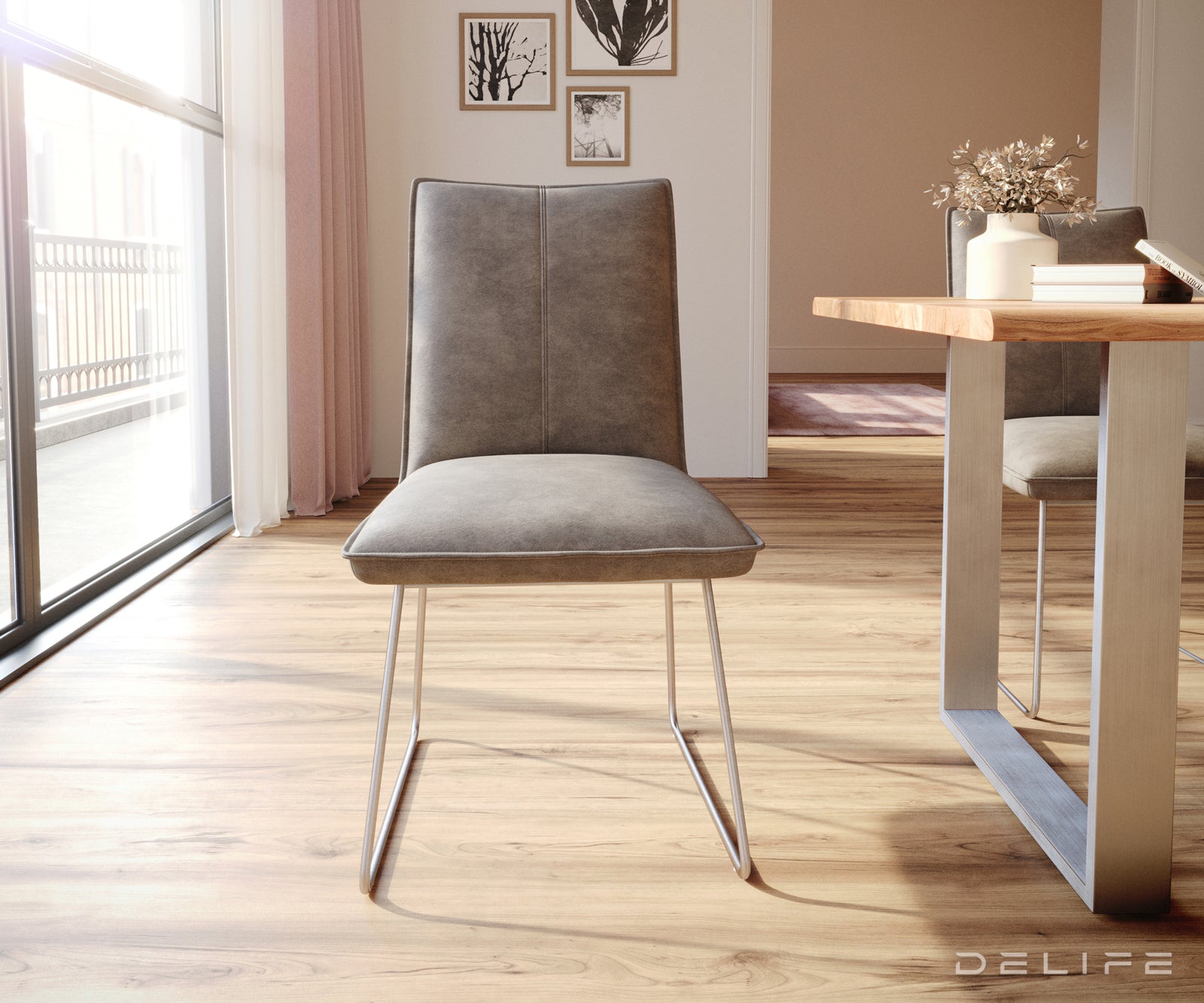 Blagovaonska stolica Lelio, Materijal: Mikrofibra