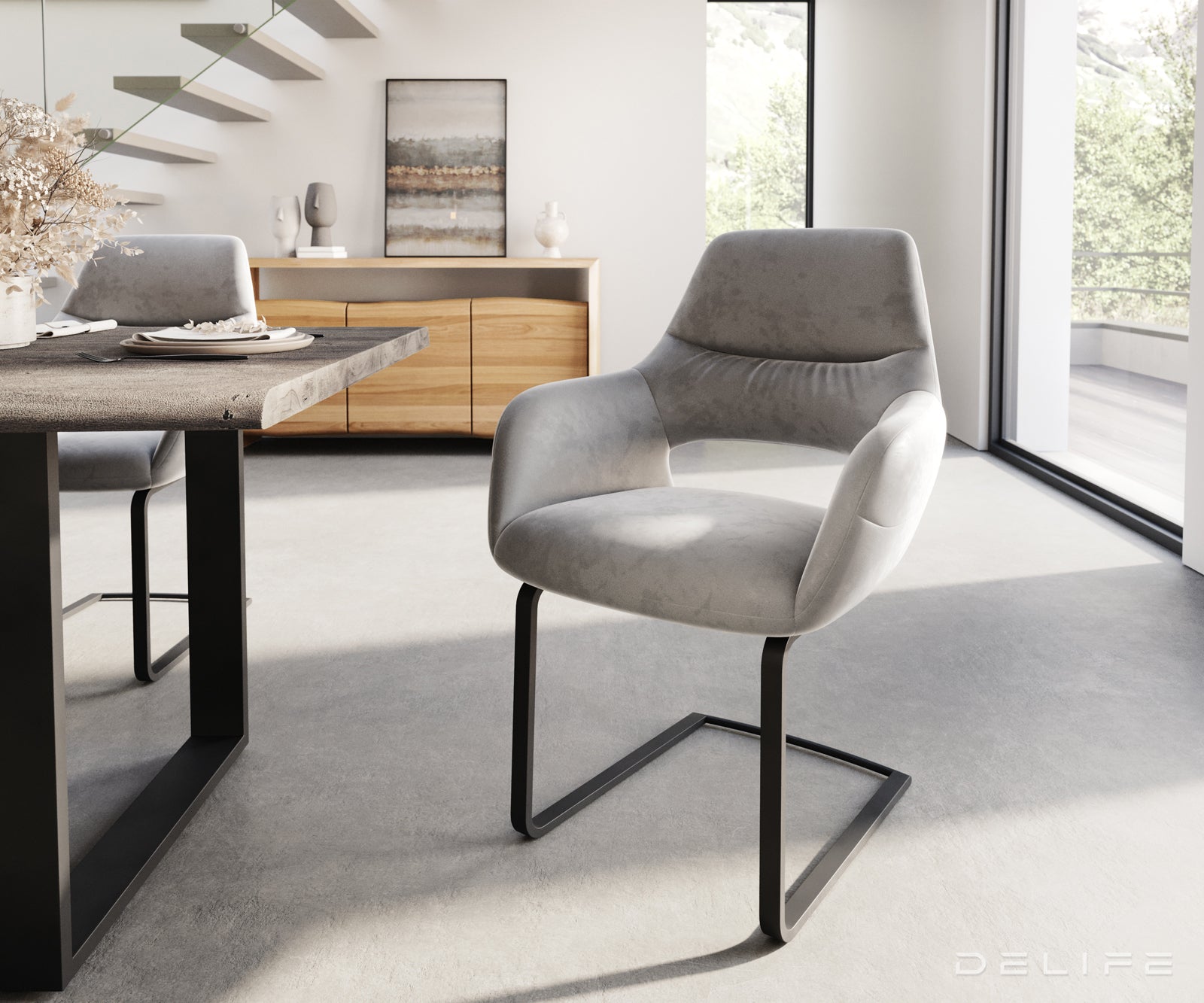 Blagovaonska stolica Yago, Materijal: Baršun