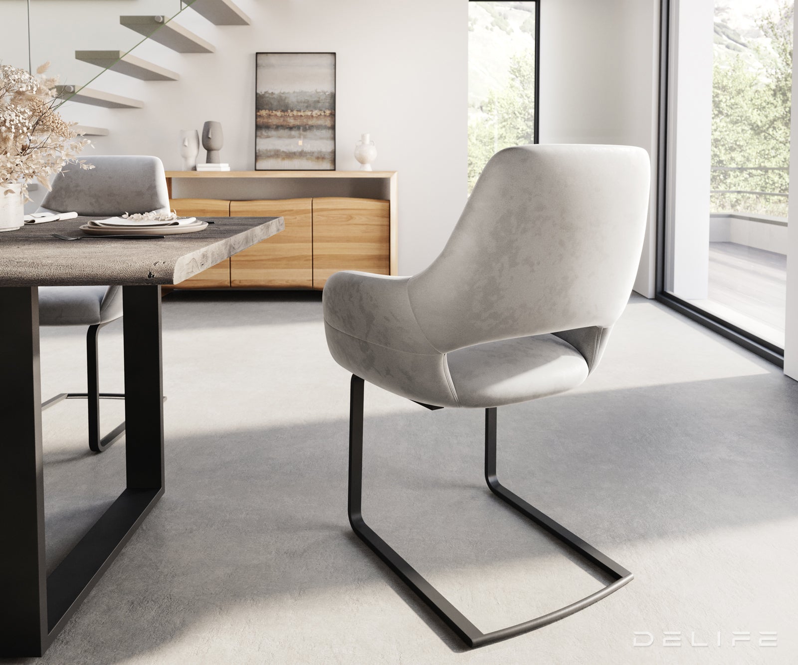 Blagovaonska stolica Yago, Materijal: Baršun