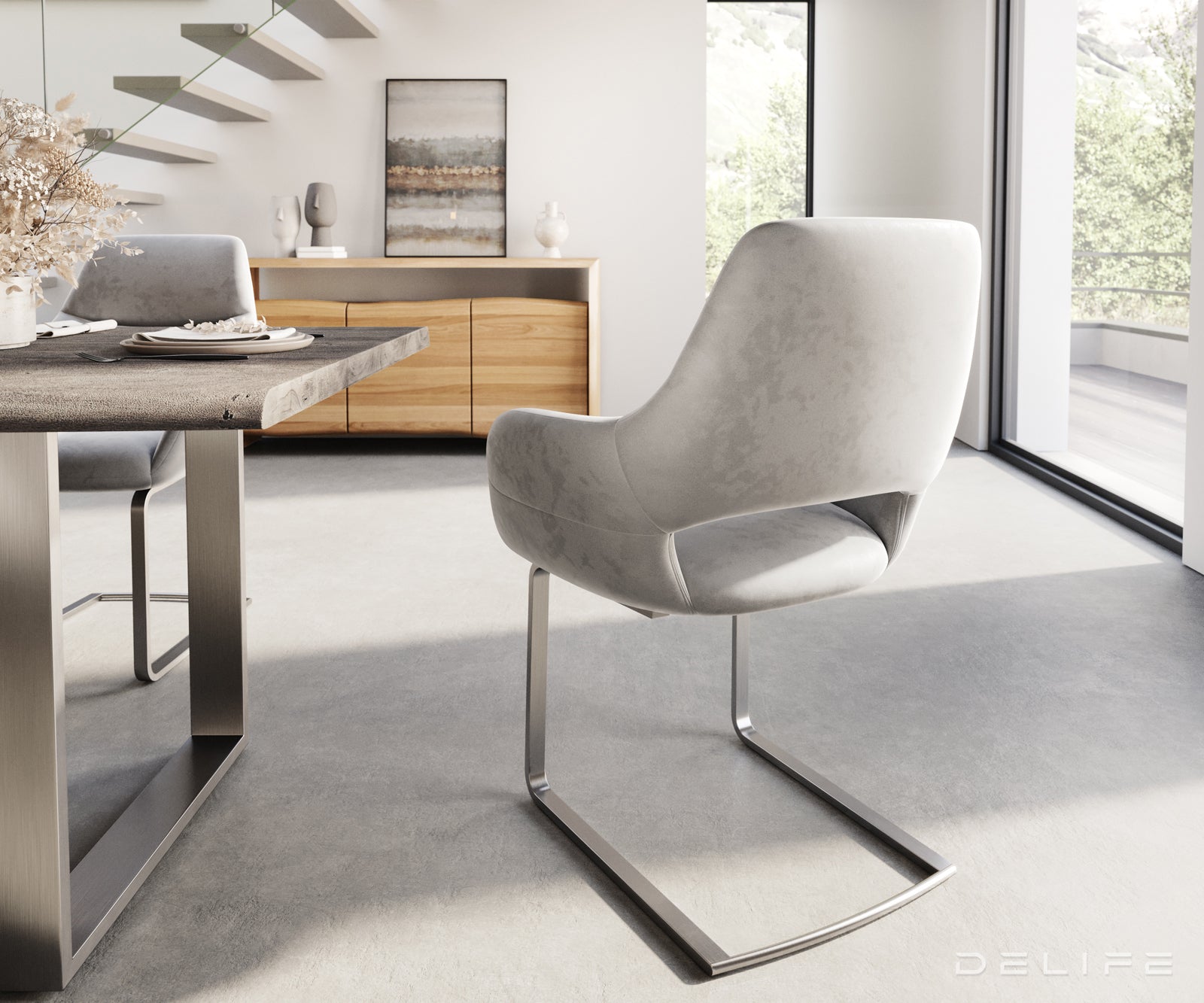 Blagovaonska stolica Yago, Materijal: Baršun