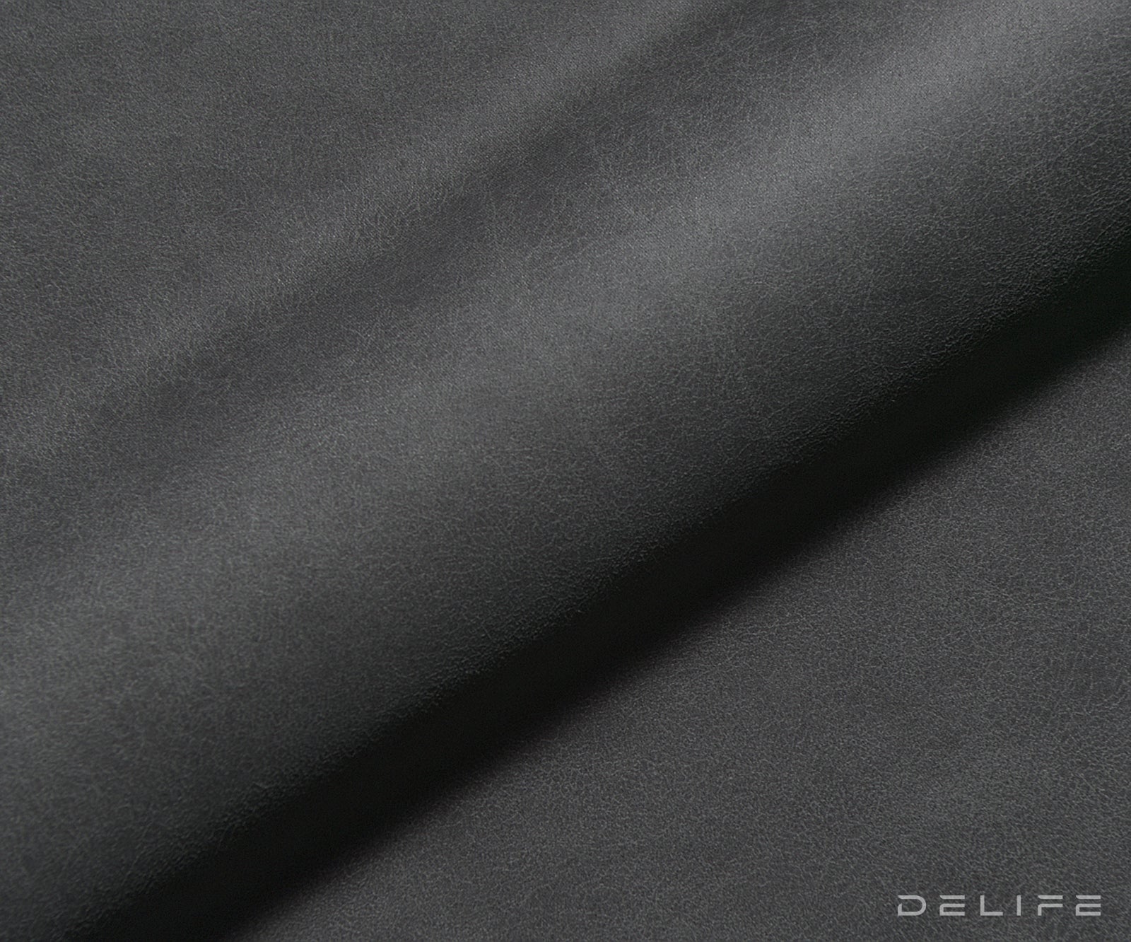 Blagovaonska stolica Ilia, Materijal: Mikrofibra