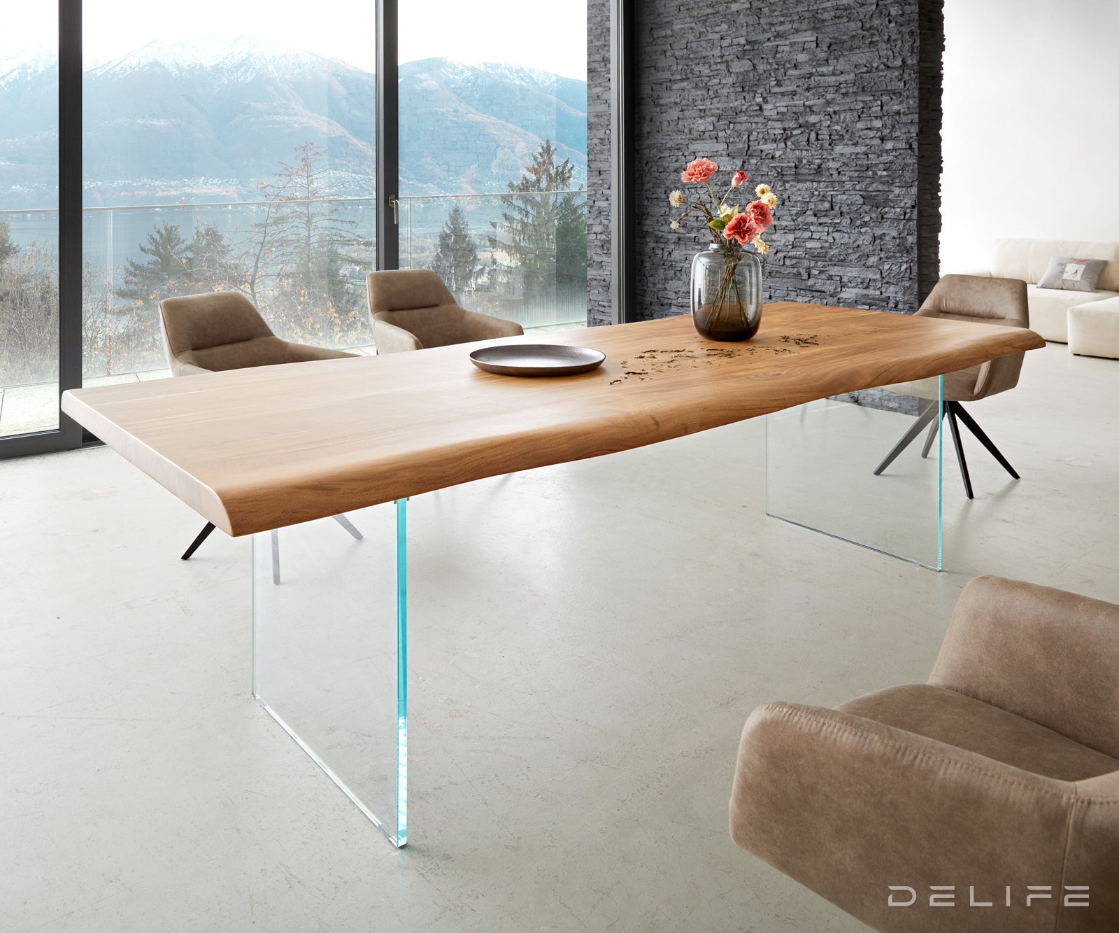 Blagovaonski stol Edge, Materijal: Bagrem, Debljina ploče: 5,5cm