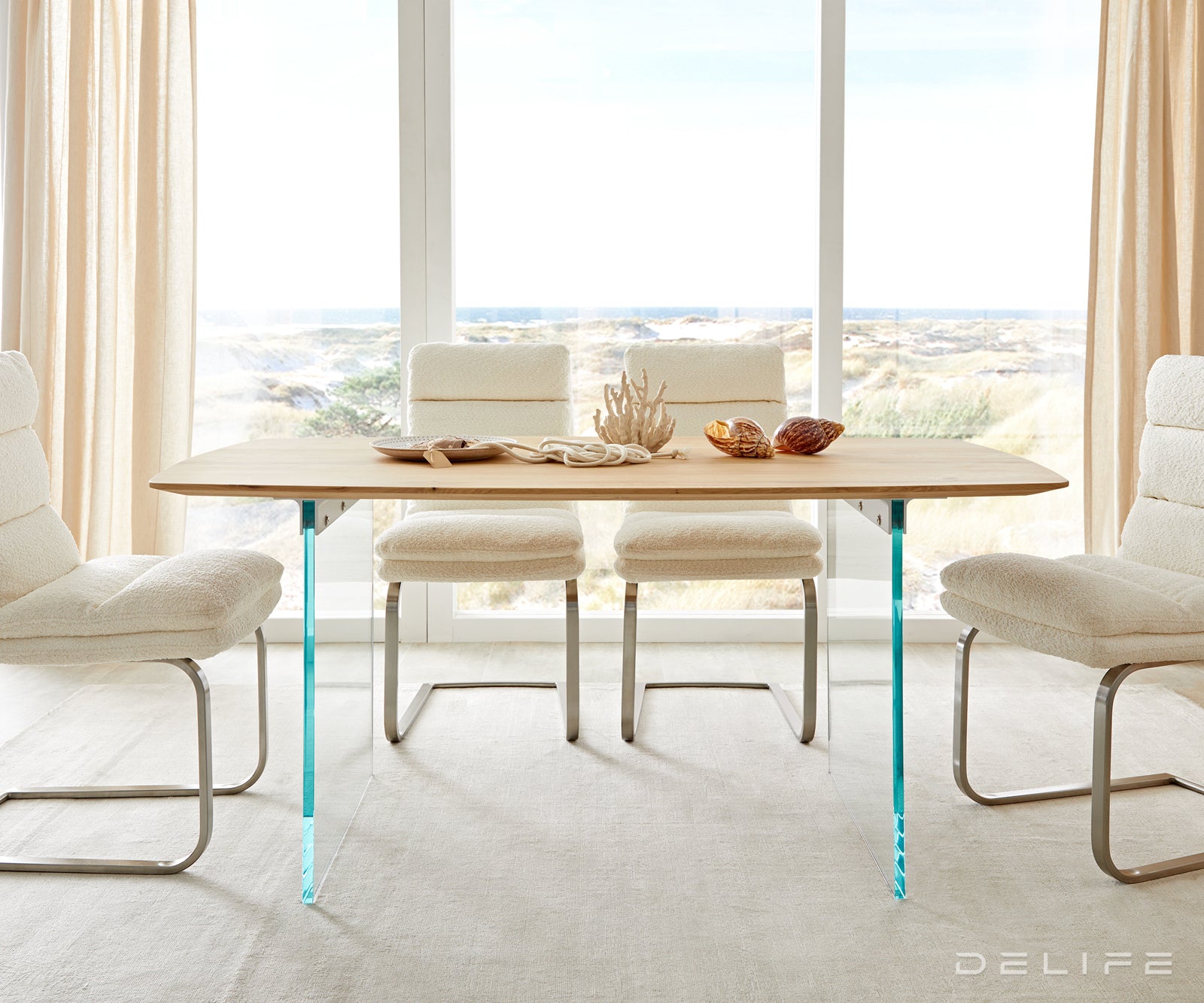 Blagovaonski stol Edge Bott, Materijal: Hrast