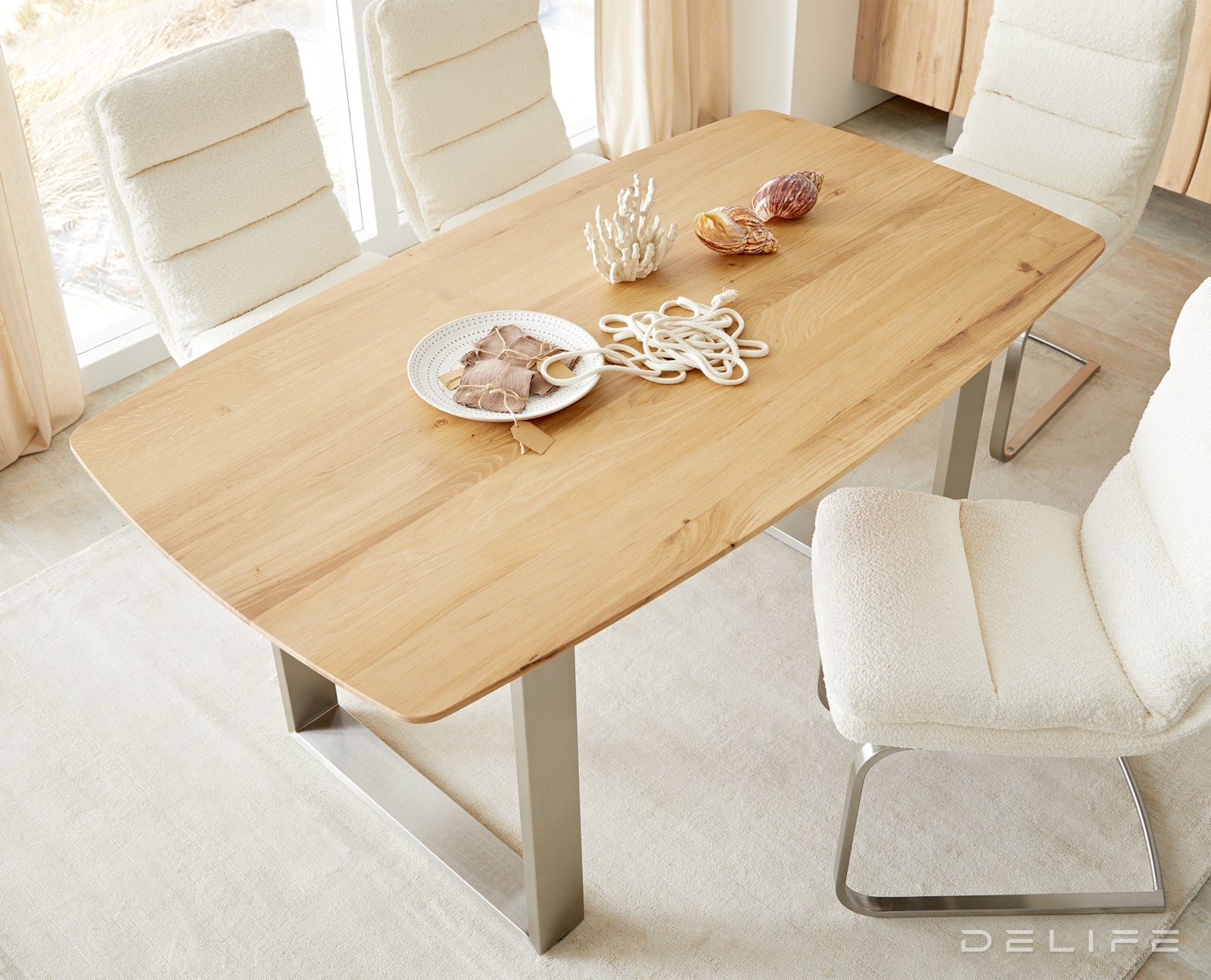 Blagovaonski stol Edge Bott, Materijal: Hrast