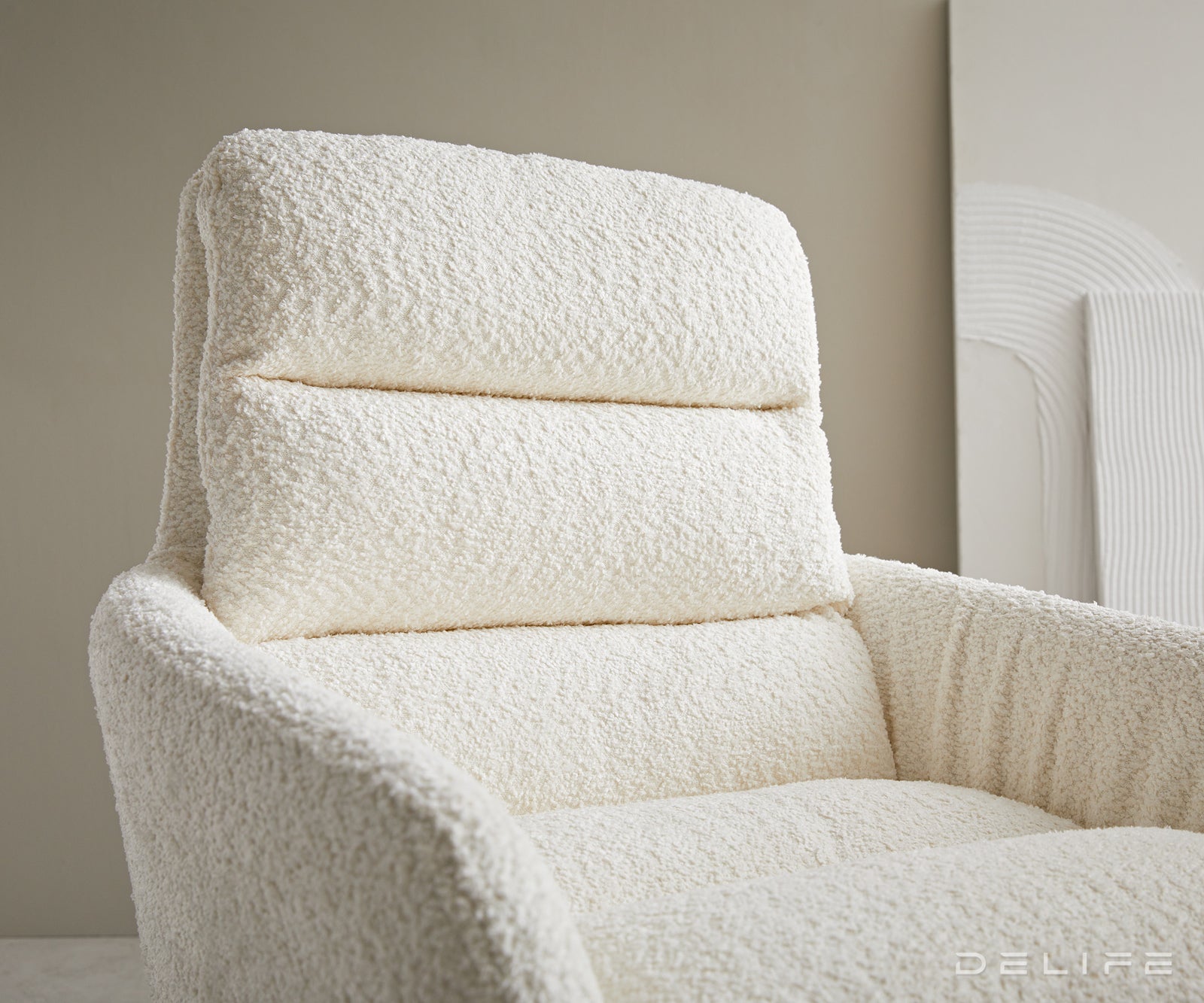 Blagovaonska stolica Abelia s rukonaslonom, Materijal: Boucle