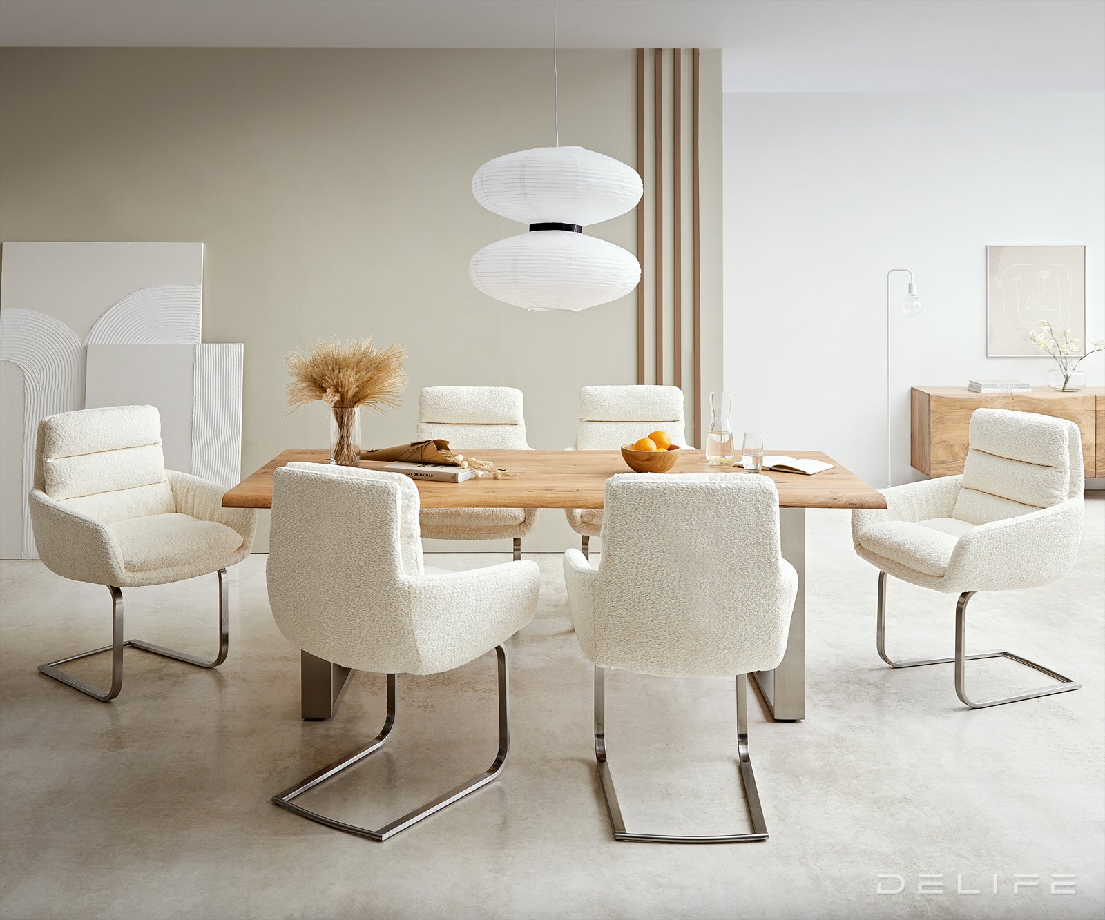 Blagovaonska stolica Abelia s rukonaslonom, Materijal: Boucle