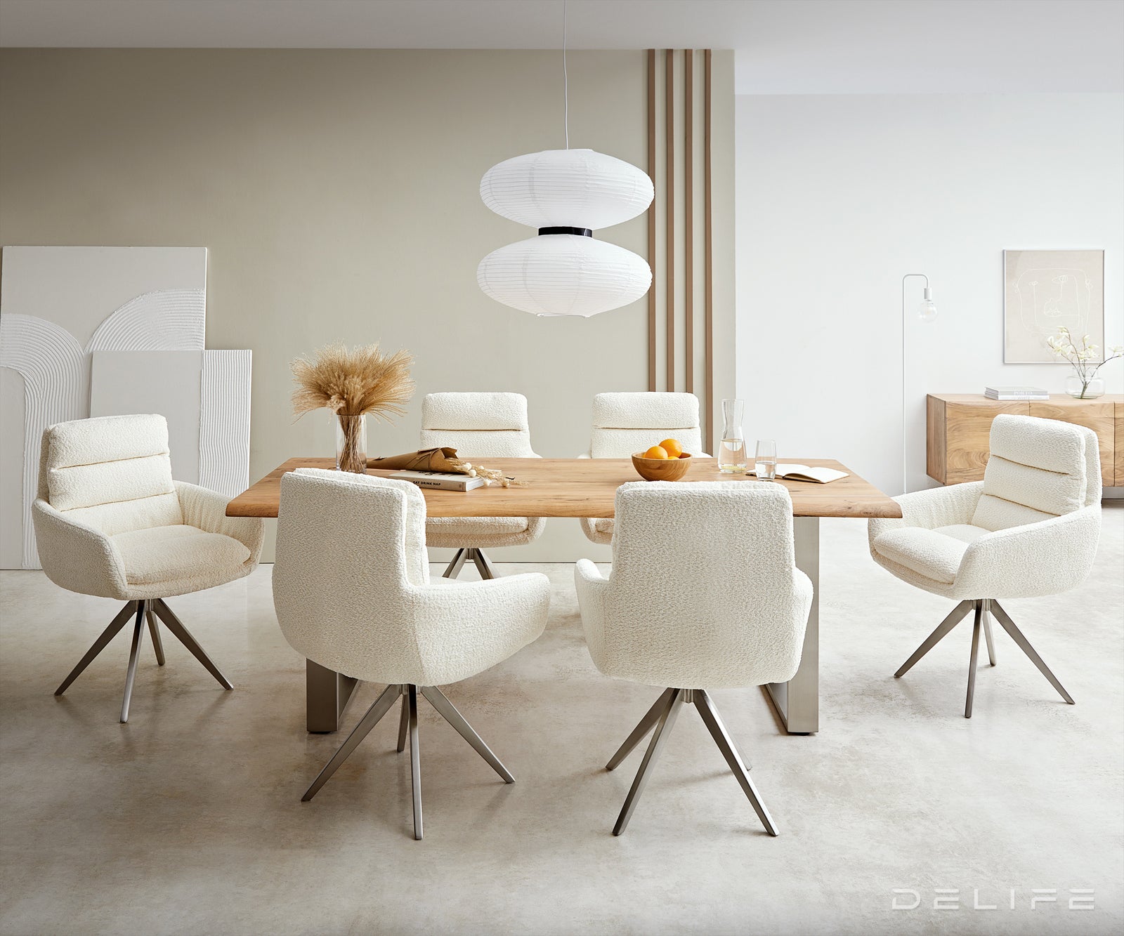 Blagovaonska stolica Abelia s rukonaslonom, Materijal: Boucle