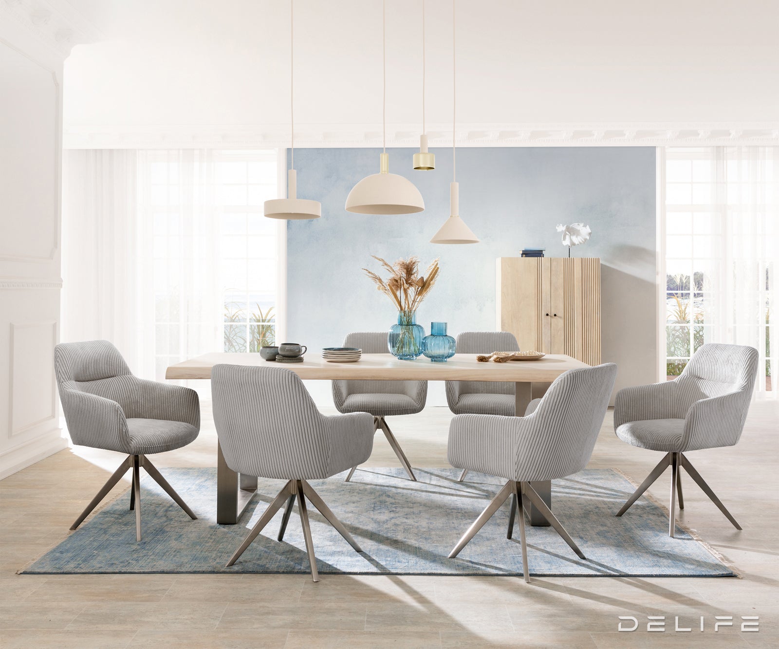 Blagovaonska stolica Pejo, Materijal: Rebrasta tkanina