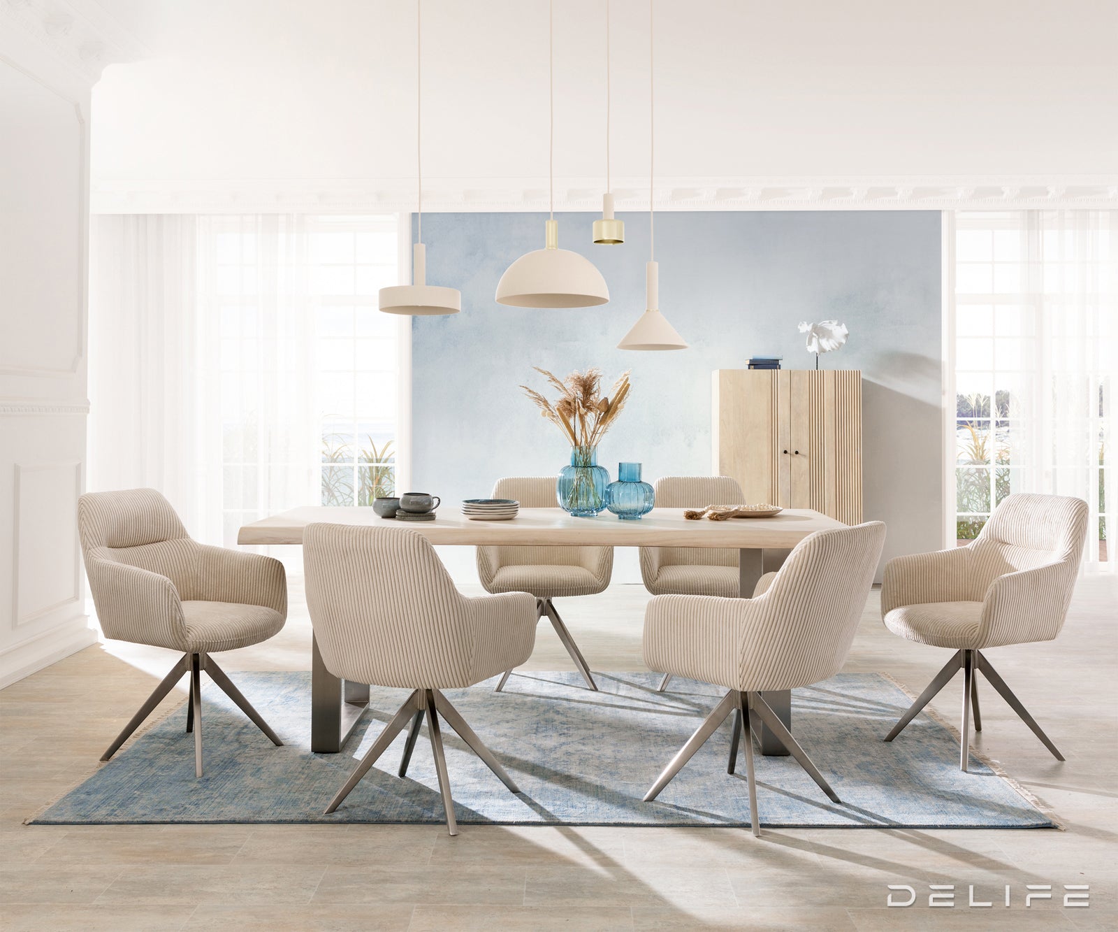 Blagovaonska stolica Pejo, Materijal: Rebrasta tkanina