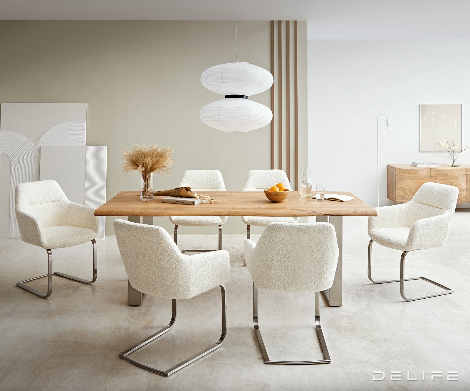 Blagovaonska stolica Pejo, Materijal: Boucle