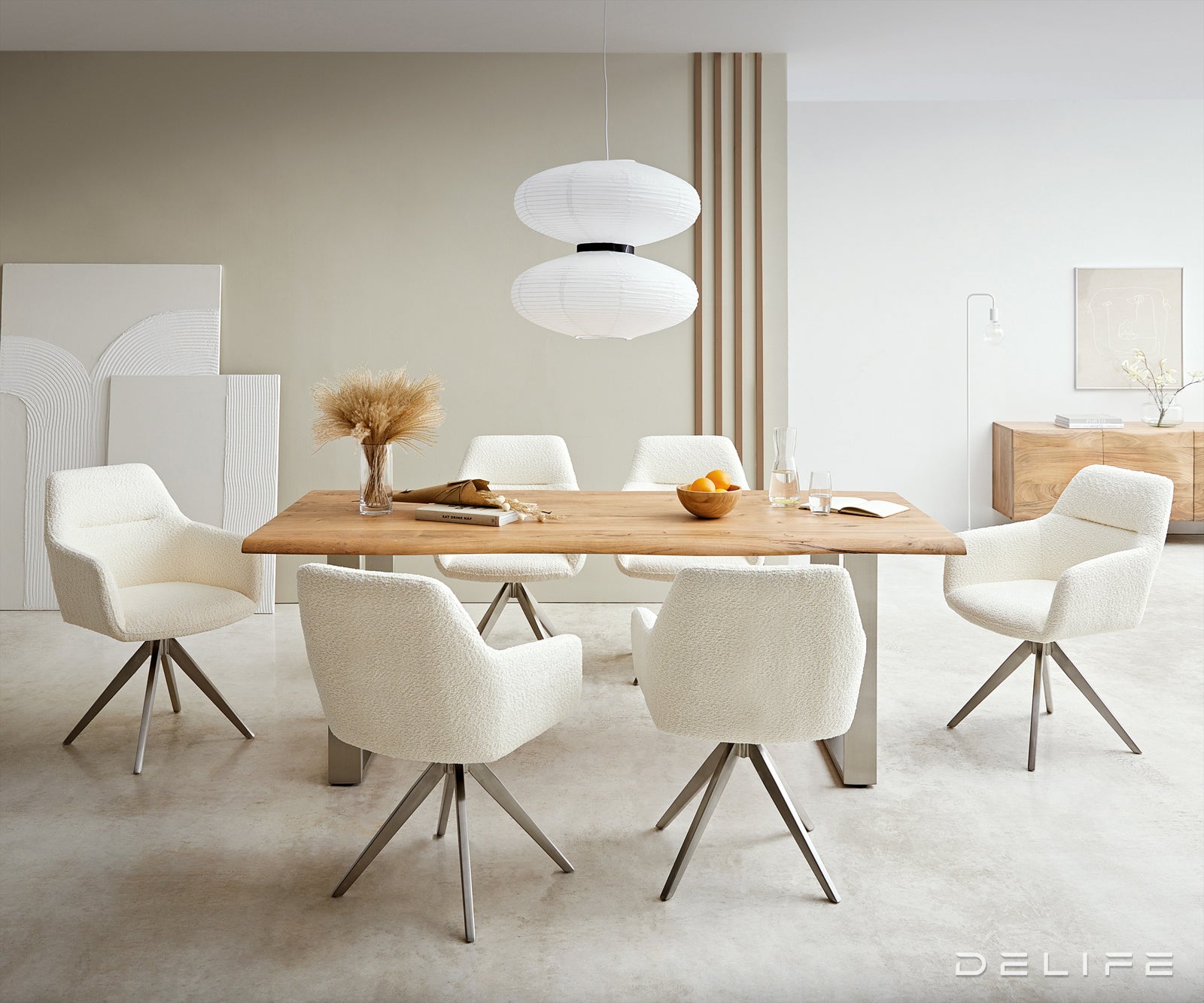 Blagovaonska stolica Pejo, Materijal: Boucle