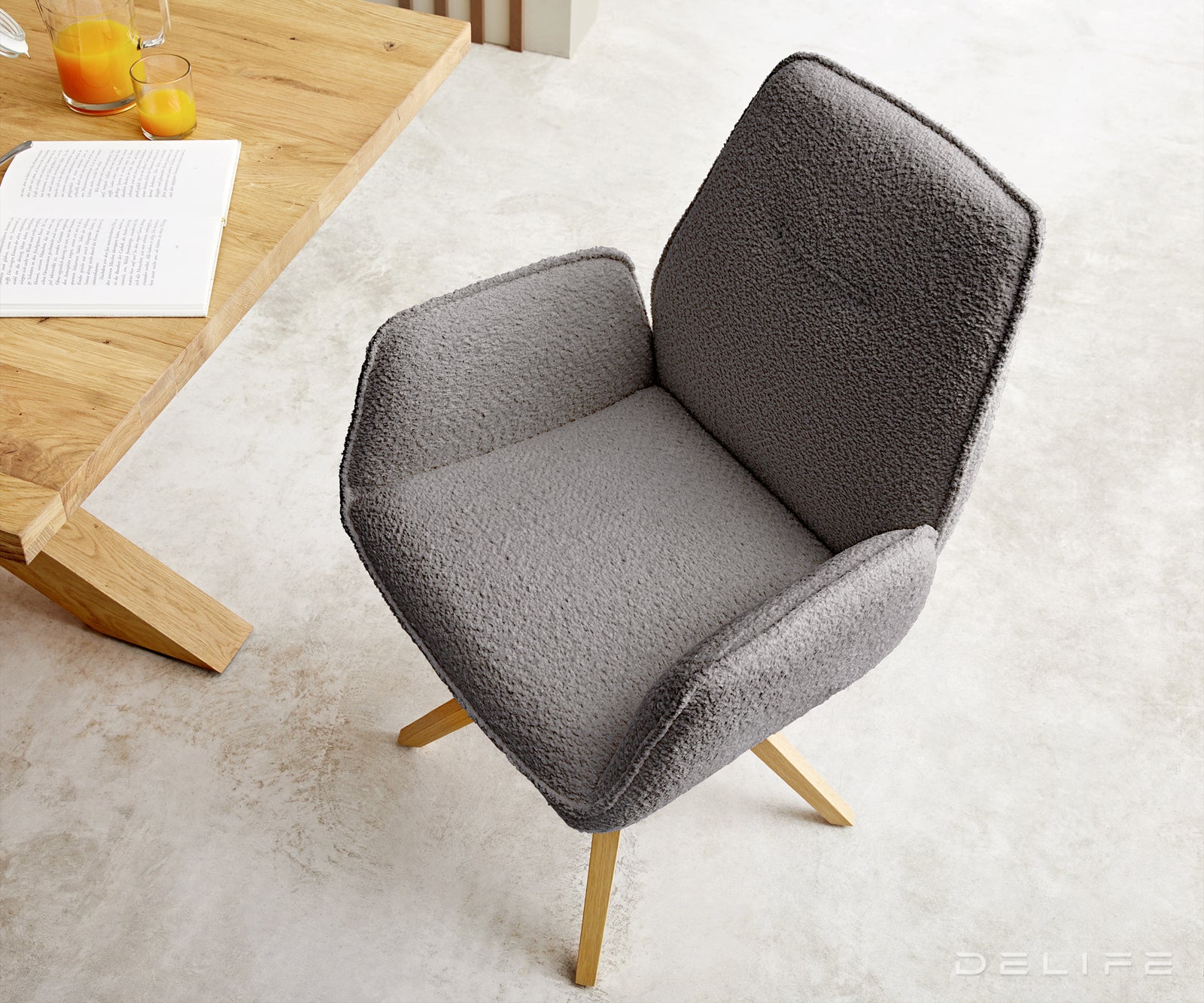 Blagovaonska stolica Zoa, Materijal: Boucle tkanina