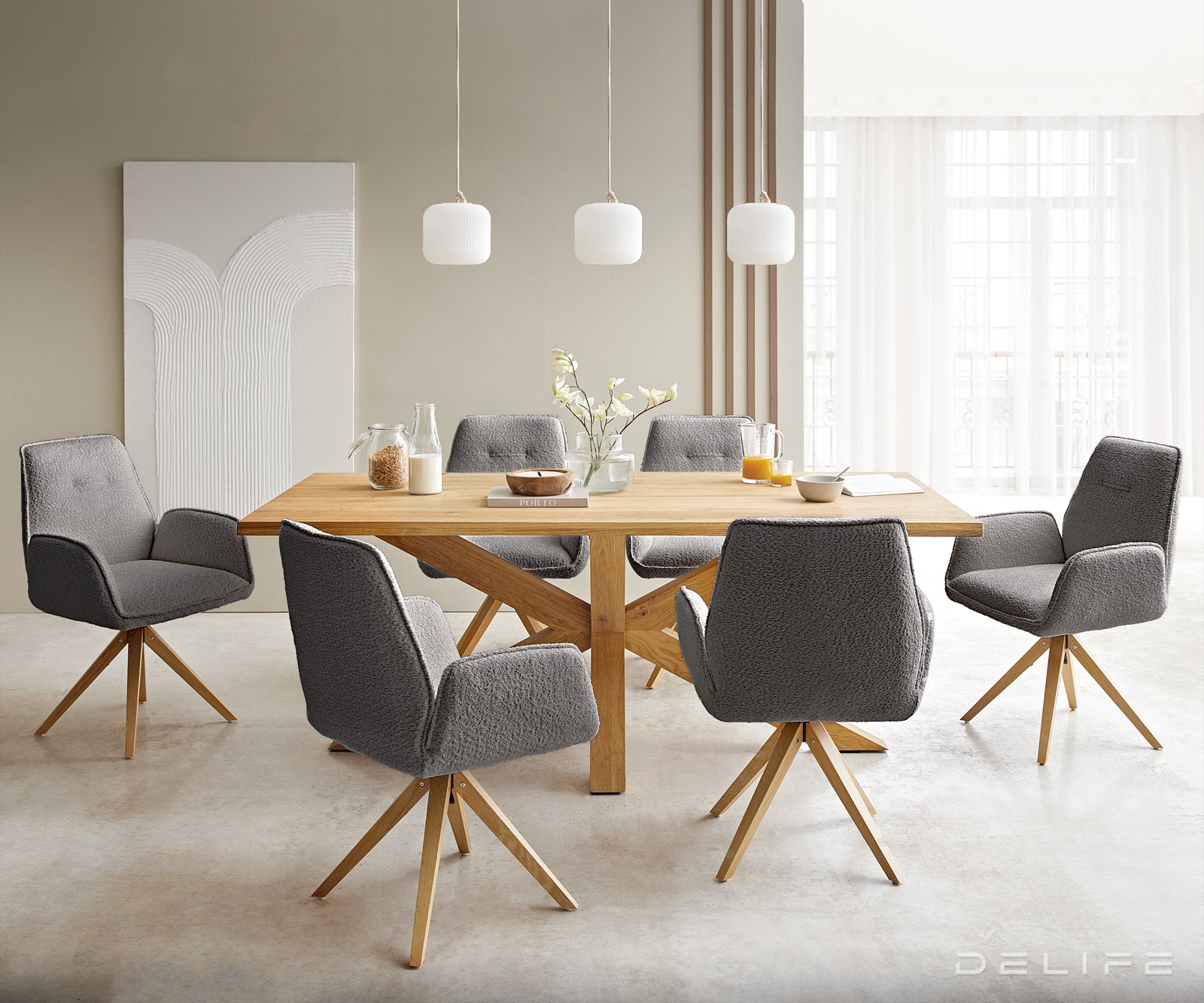 Blagovaonska stolica Zoa, Materijal: Boucle tkanina