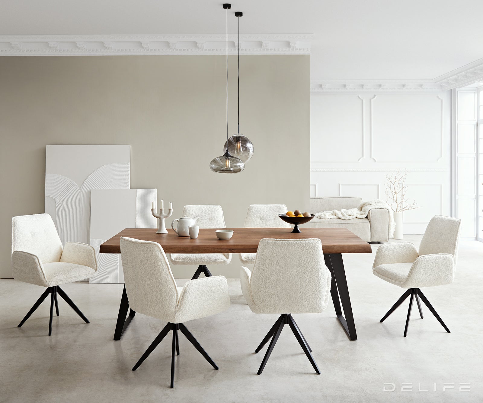 Blagovaonska stolica Zoa, Materijal: Boucle tkanina