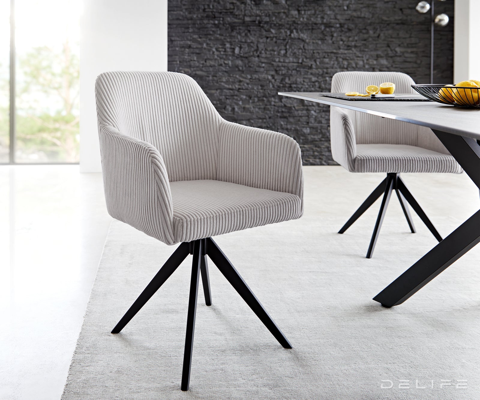 Blagovaonska stolica Greg, Materijal: Rebrasta tkanina