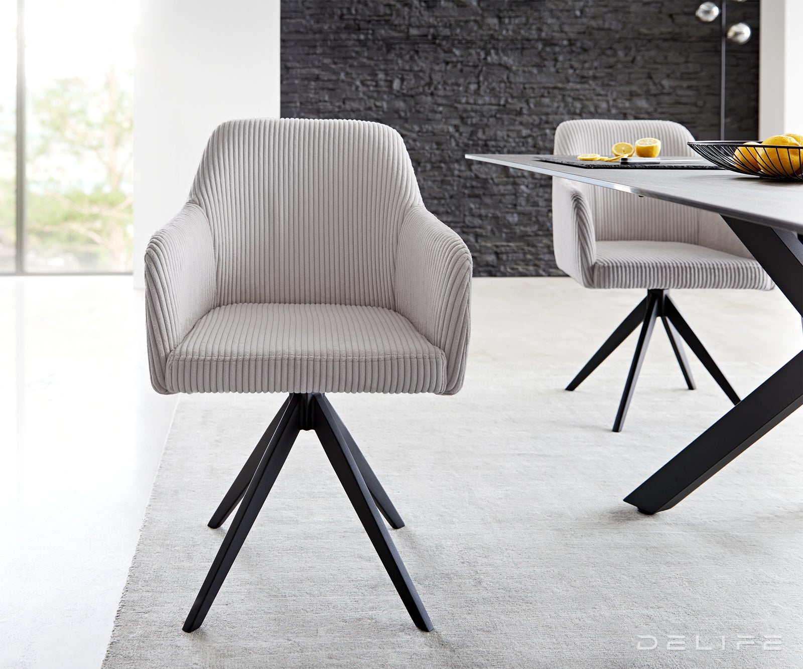 Blagovaonska stolica Greg, Materijal: Rebrasta tkanina