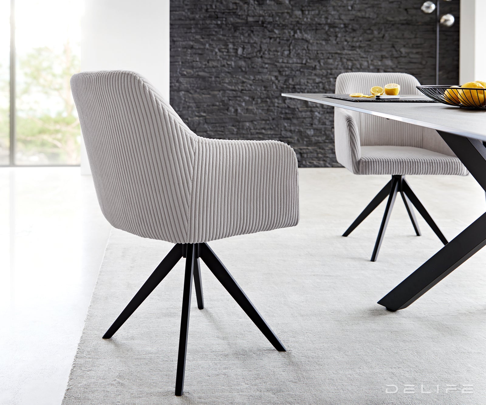 Blagovaonska stolica Greg, Materijal: Rebrasta tkanina