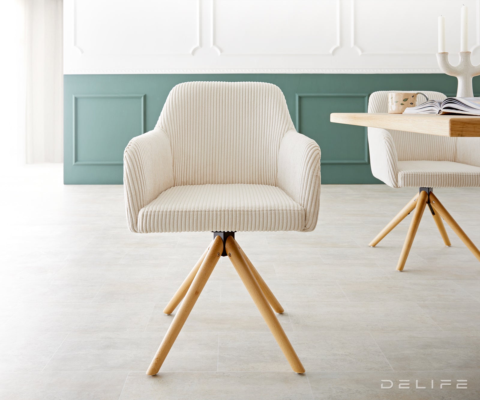 Blagovaonska stolica Greg, Materijal: Rebrasta tkanina