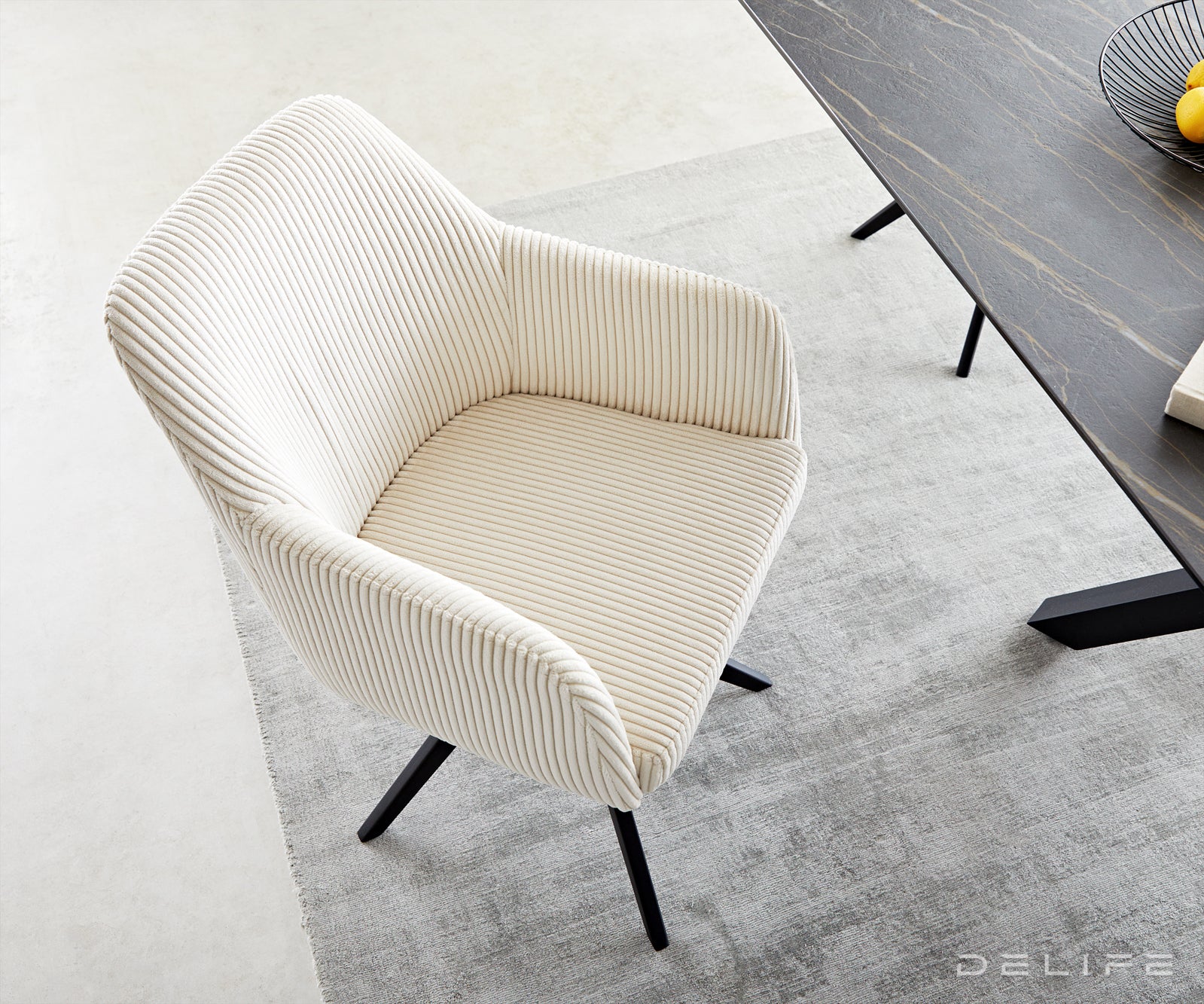 Blagovaonska stolica Greg, Materijal: Rebrasta tkanina