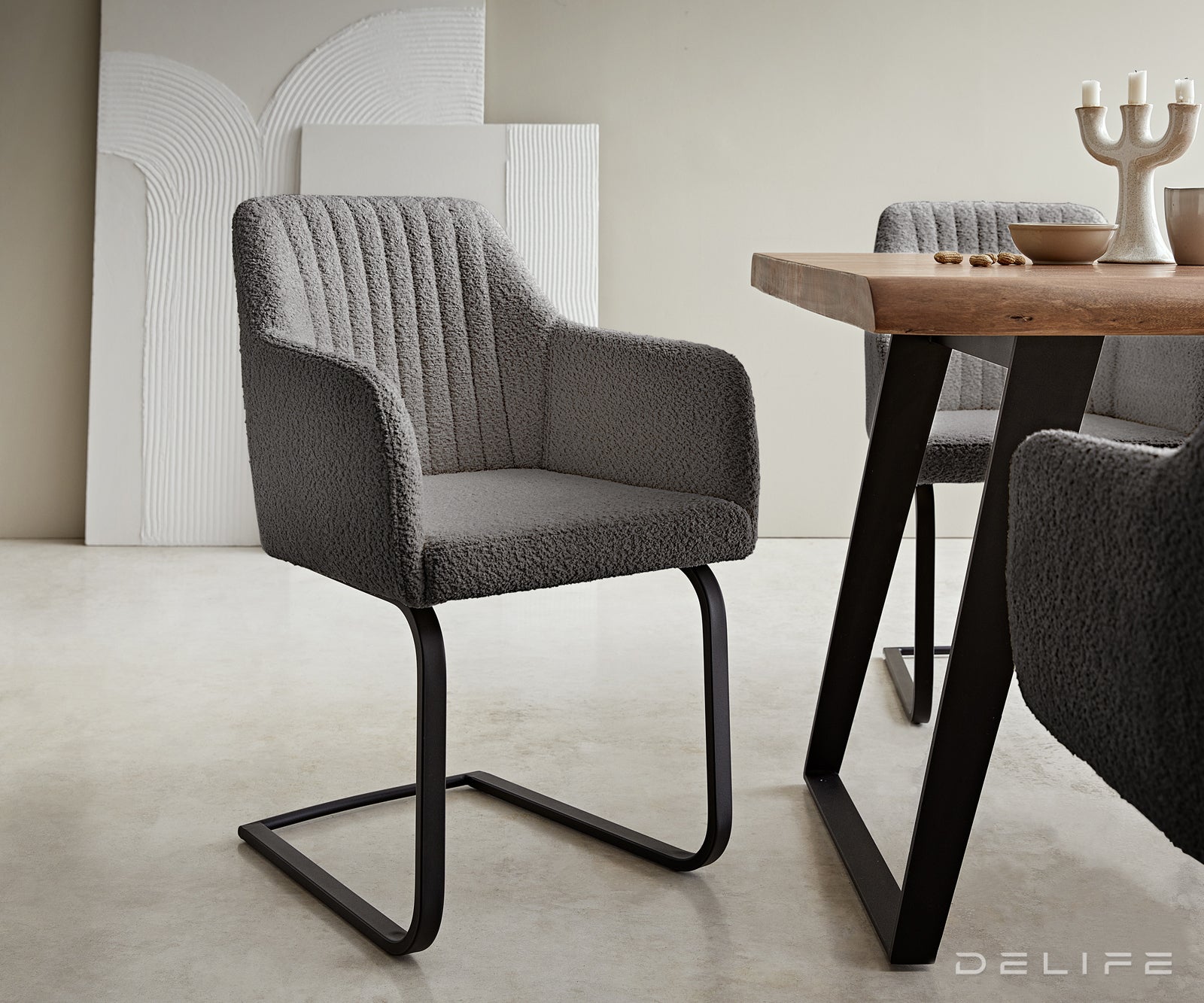 Blagovaonska stolica Greg, Materijal: Boucle