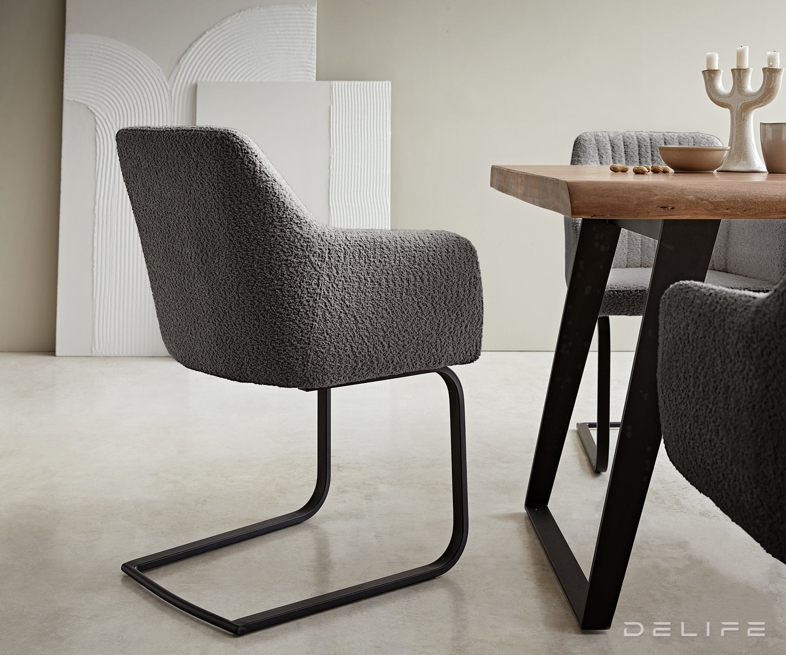 Blagovaonska stolica Greg, Materijal: Boucle